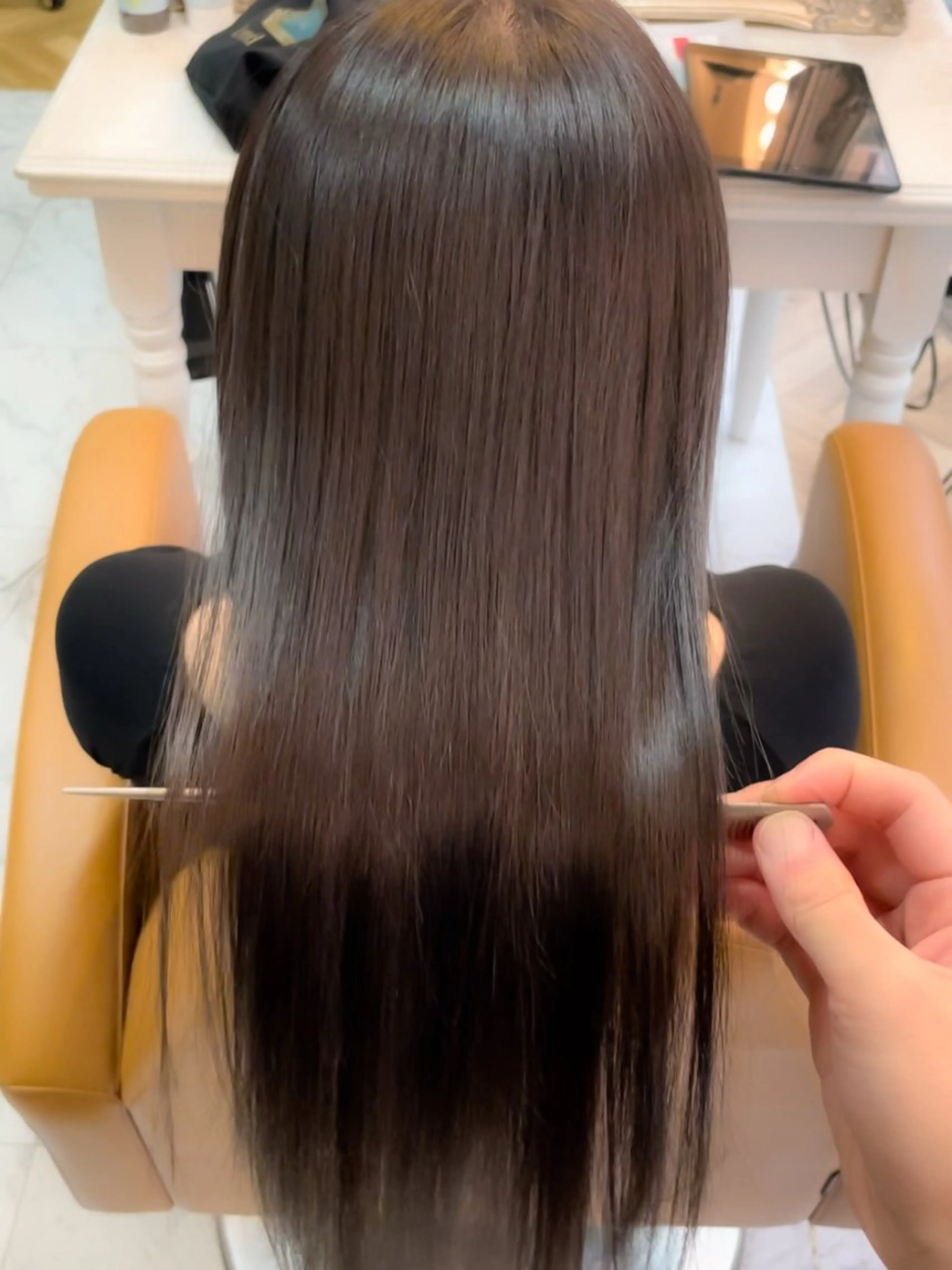 ロング 髪質改善 韓国風ヘア レイヤーカット ロング 縮毛矯正 カット ヘアカラー 縮毛矯正 トリートメント 美髪縮毛矯正🤍 髪質改善/Shinaのヘアスタイル