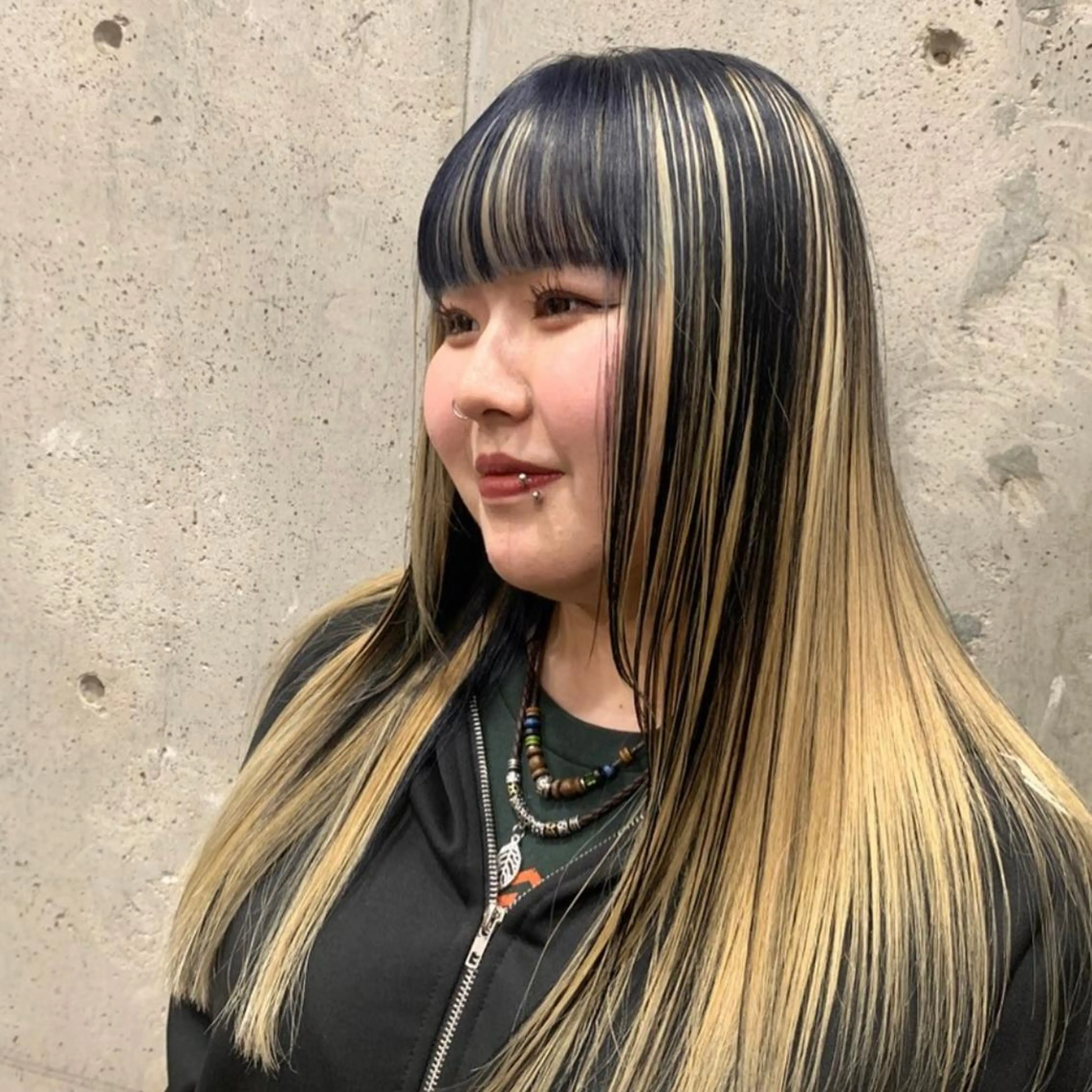 ロング カラー デザインカラー idea所属・idea ルナのヘアスタイル