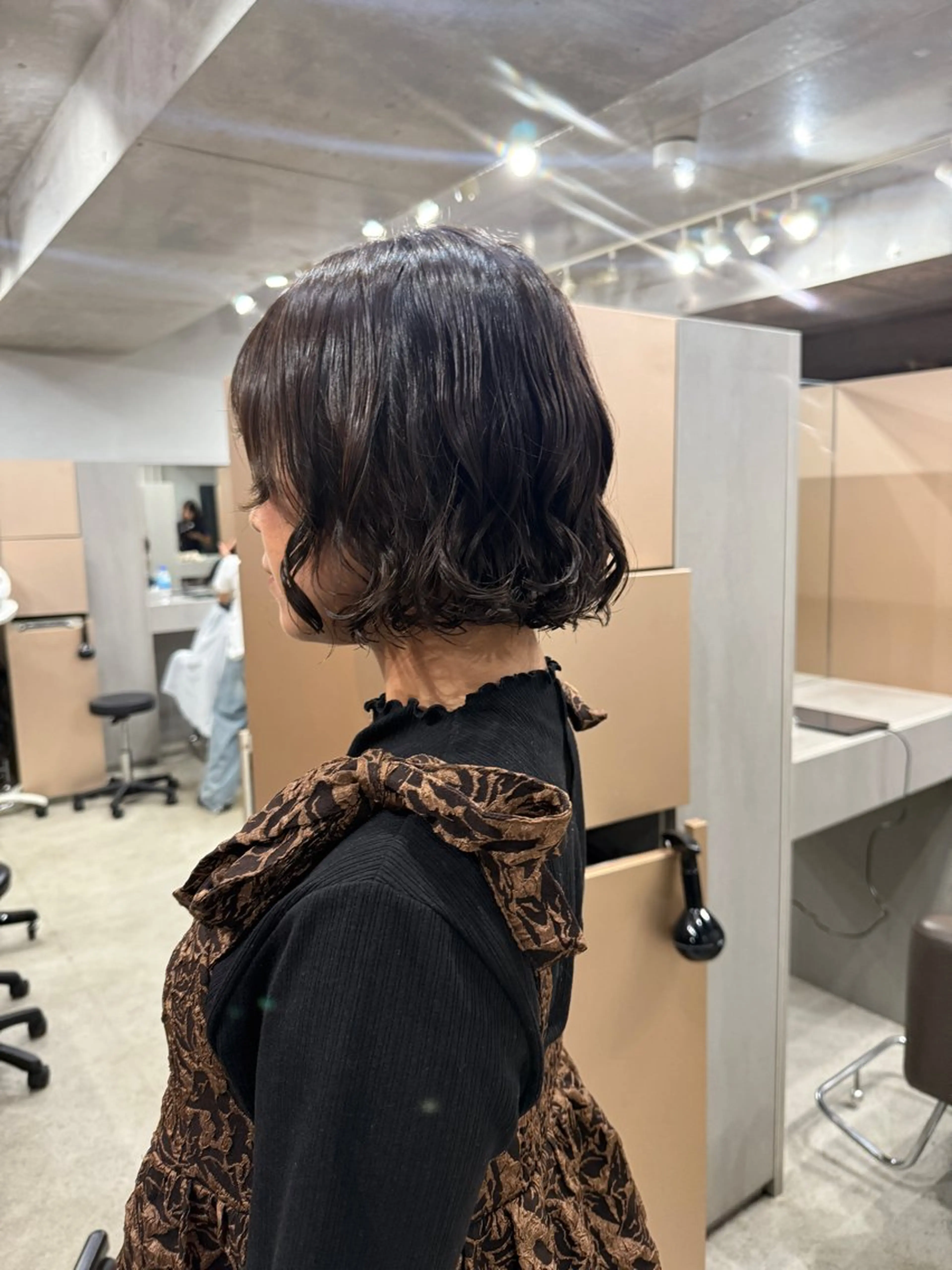 ミディアム カラー パーマ カット パーマ トリートメント 表参道/赤み無し 透明感 colorのヘアスタイル