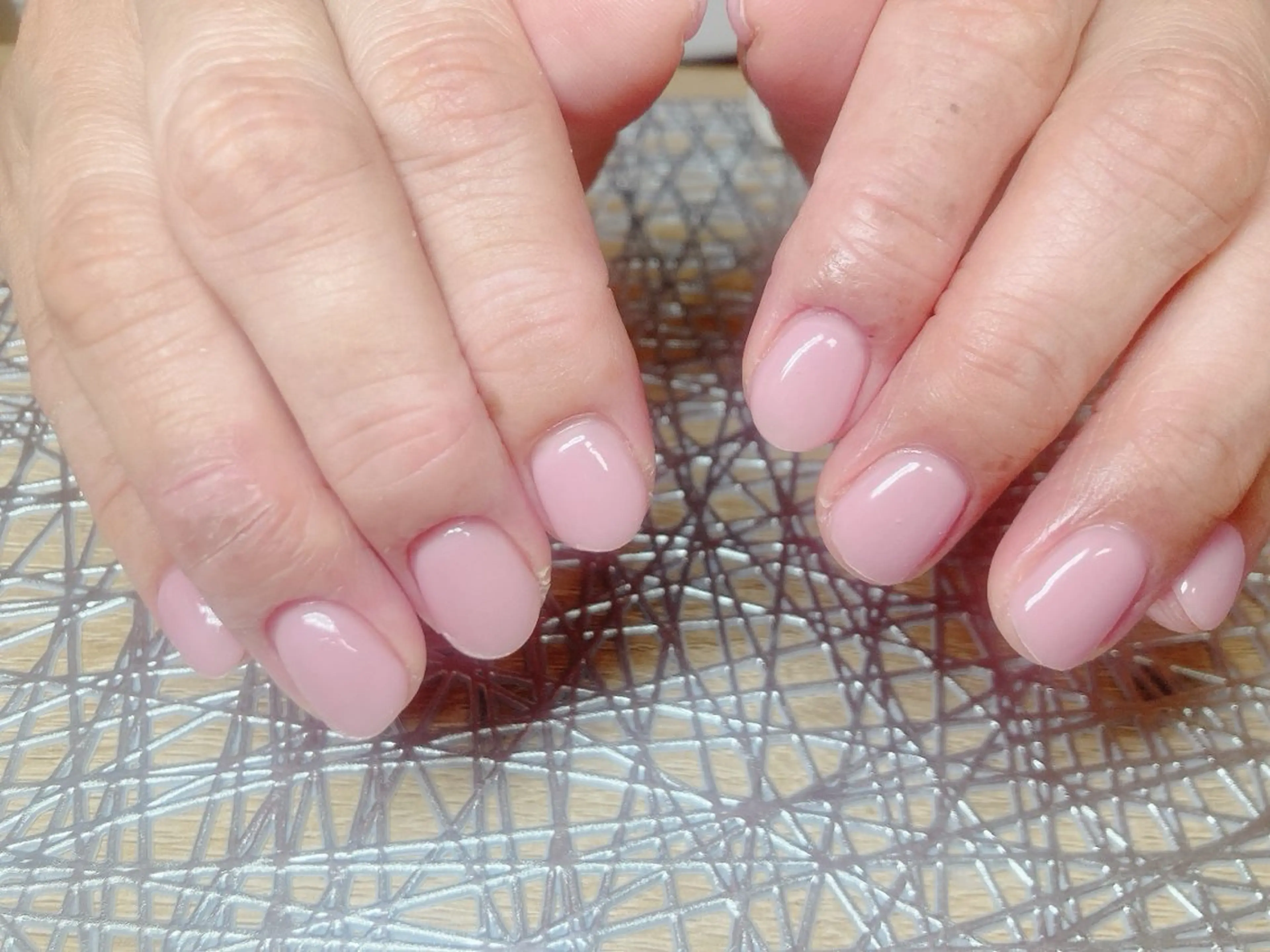 ネイル ECLAT エクラ所属・寺山 千鶴のネイルデザイン