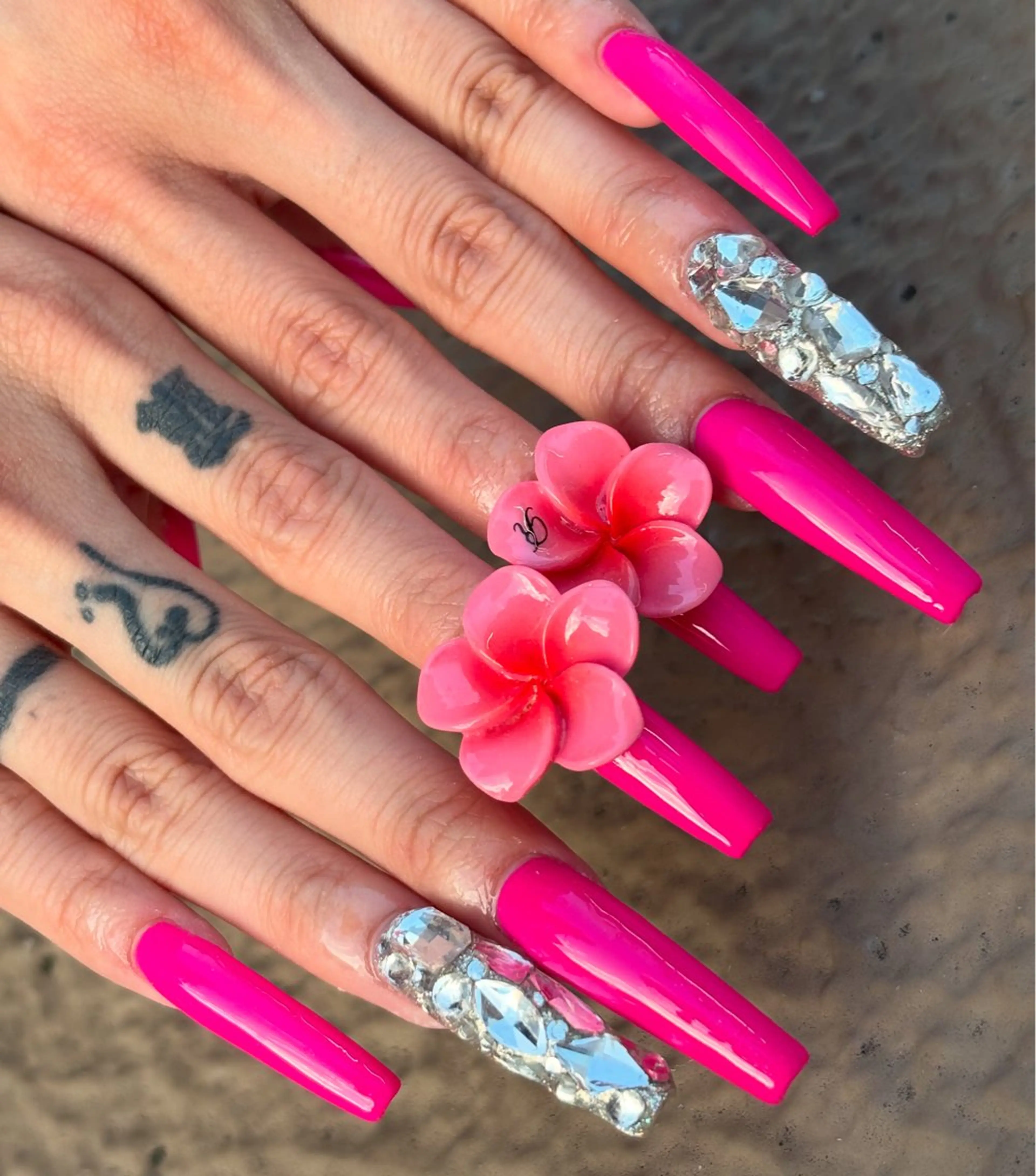 ネイル ハンドネイル ✴︎ Delightのネイルデザイン