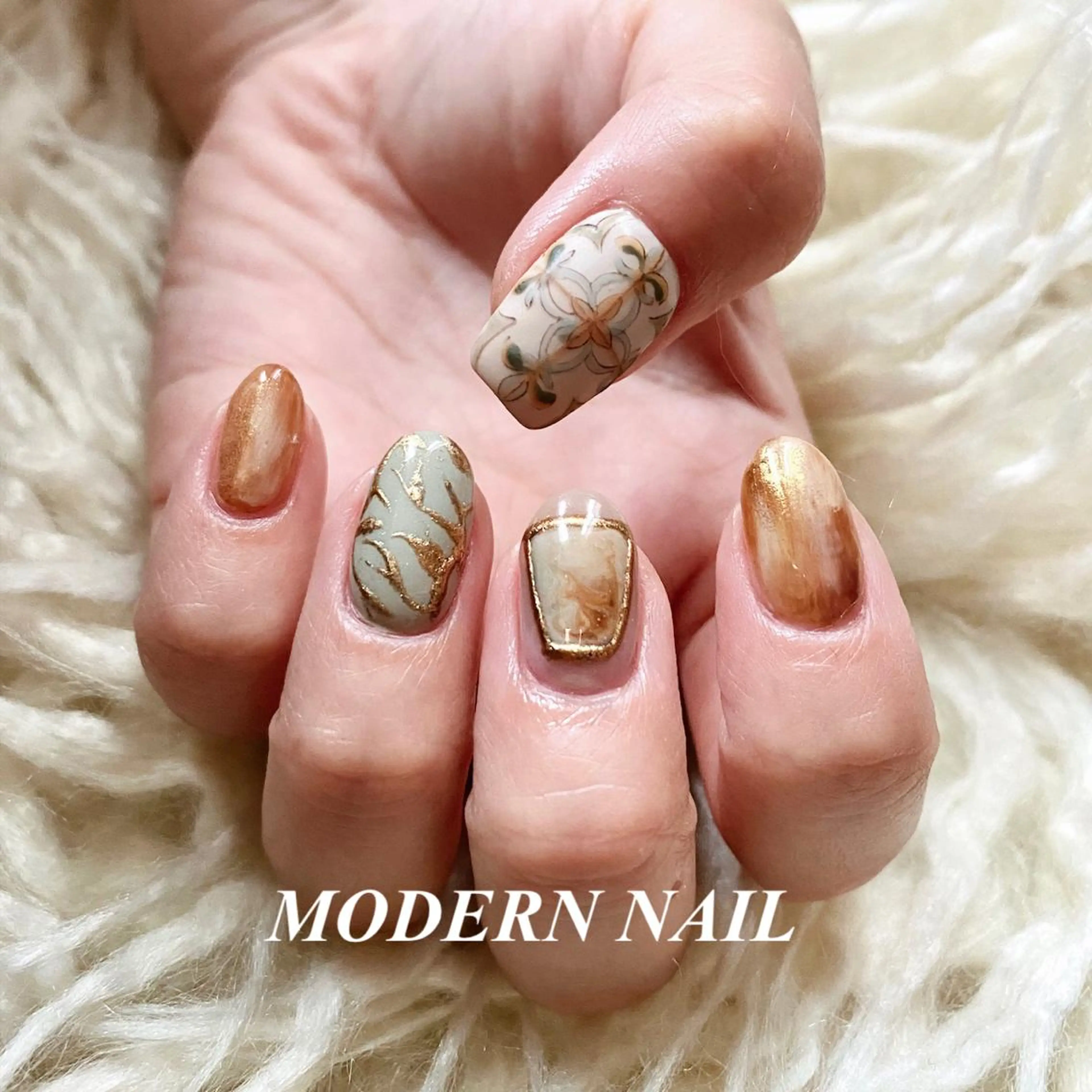 ネイル 小川 玲奈のネイルデザイン