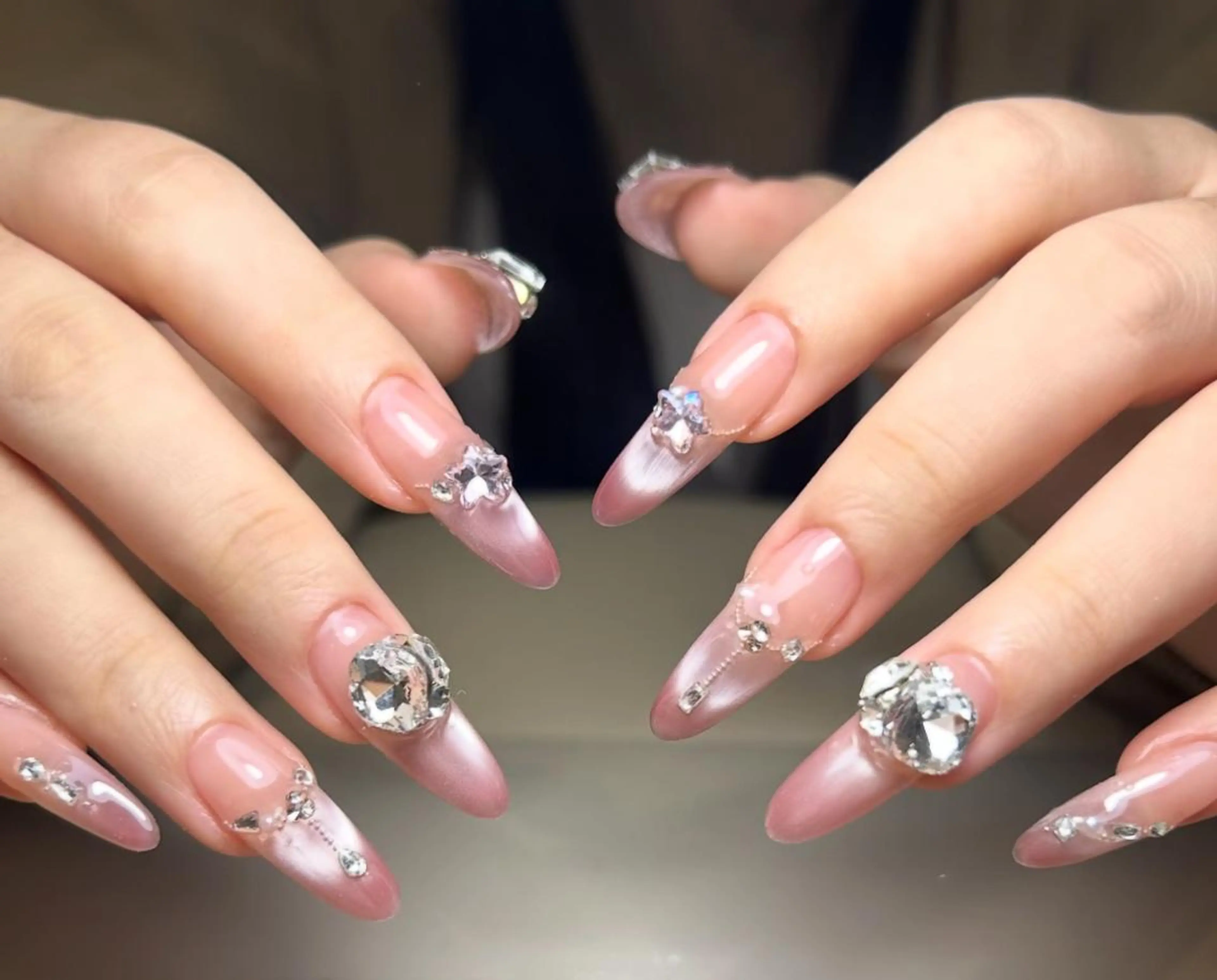 ネイル ハンドネイル 🎀 NaNa_nailのネイルデザイン
