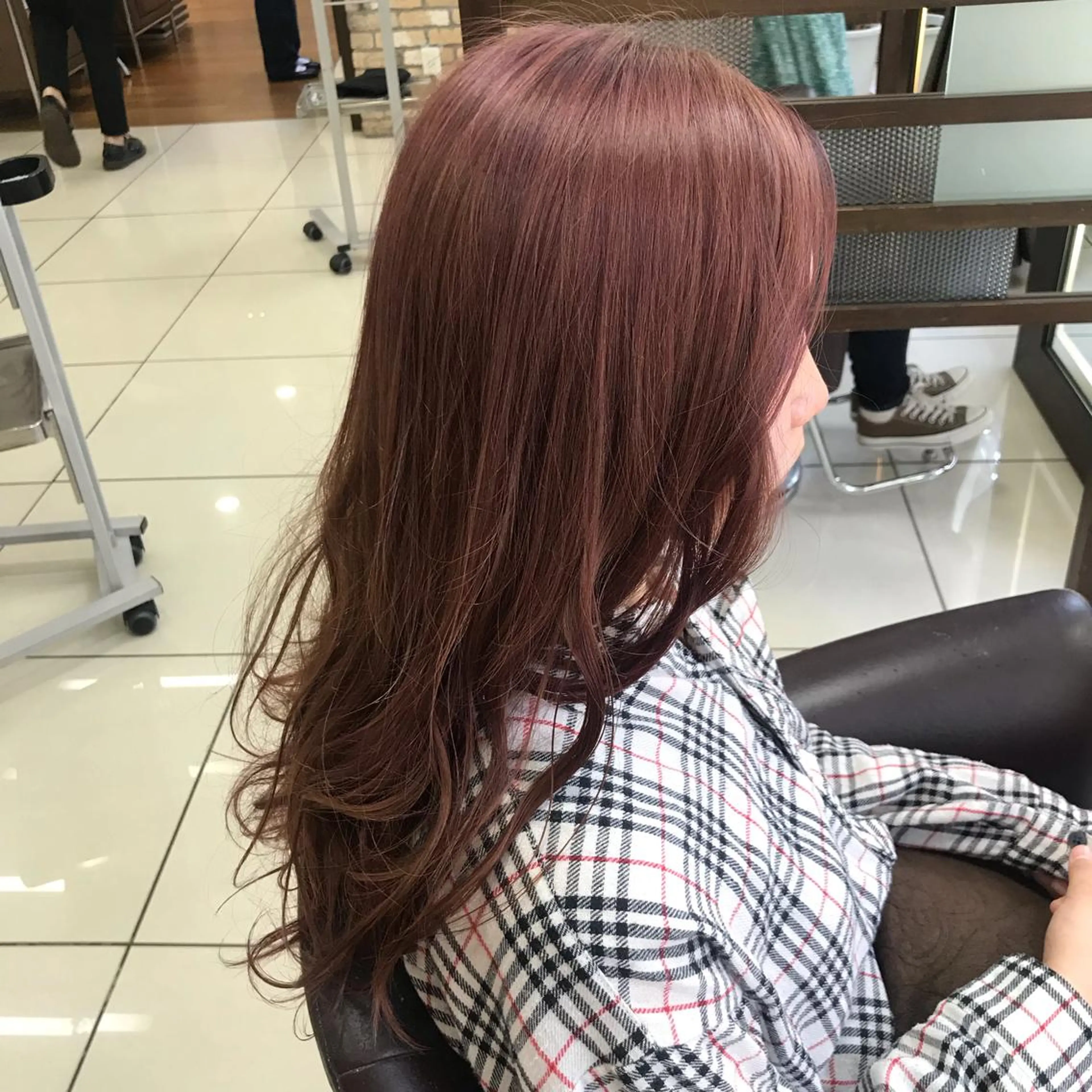 ロング カラー ヘアアレンジ シールエクステ✨️韓 国羽エクステ🪽和希のヘアスタイル