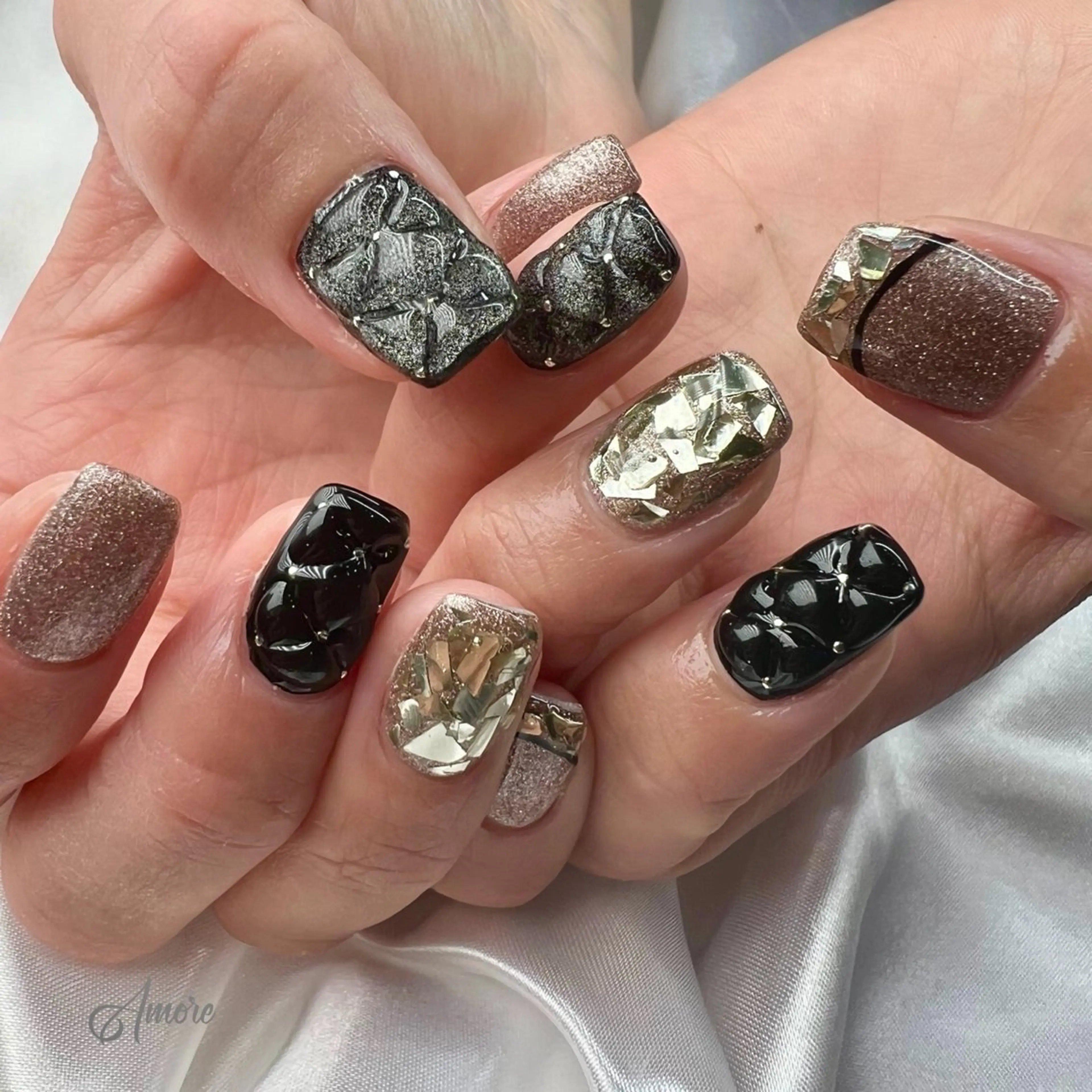 ネイル ジェルネイル キラキラネイル 韓国ネイル パラジェル 冬ネイル You kyehwaのネイルデザイン