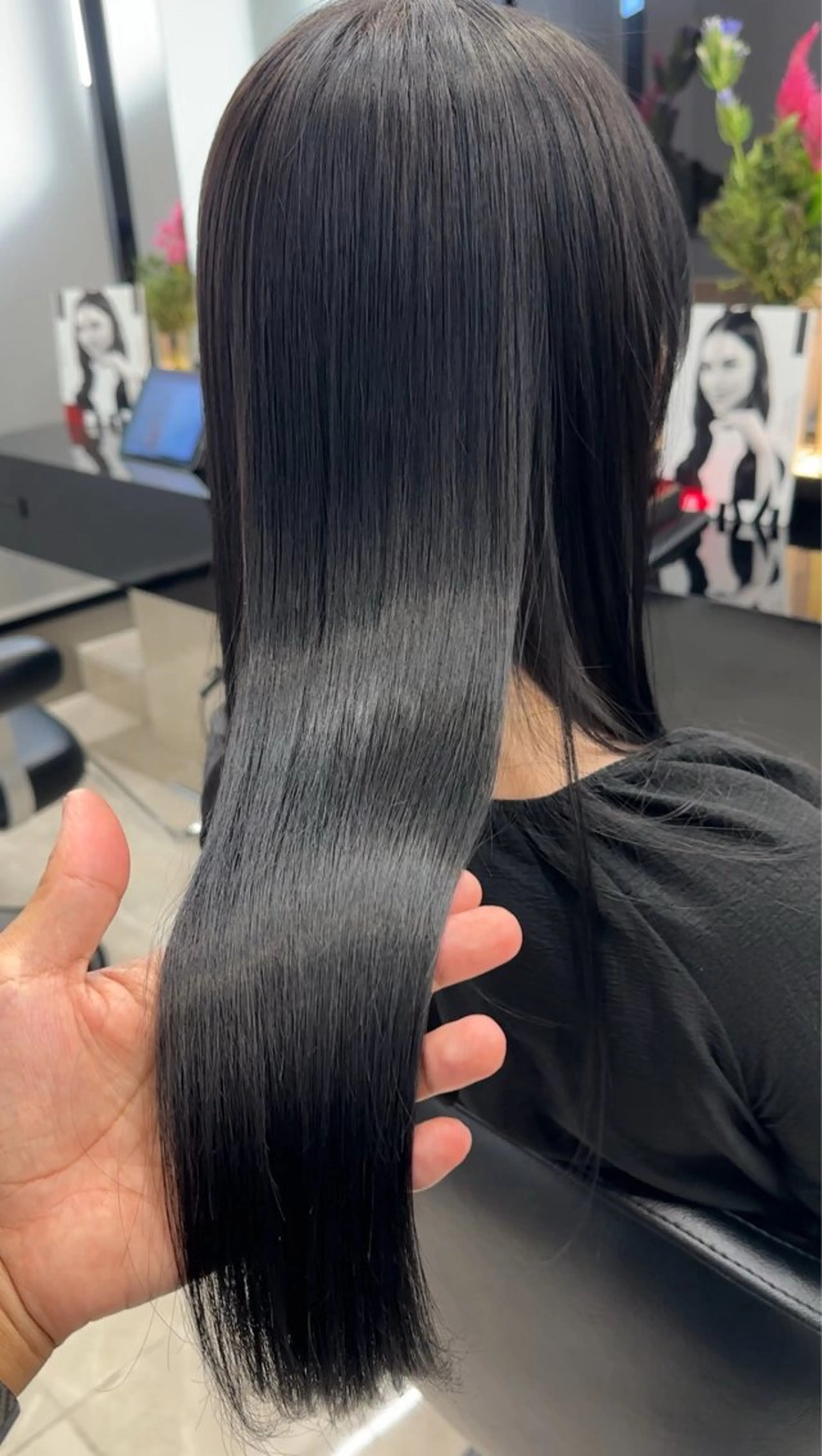髪質改善ストレート＋似合わせカット＋HM3stepトリートメントの写真