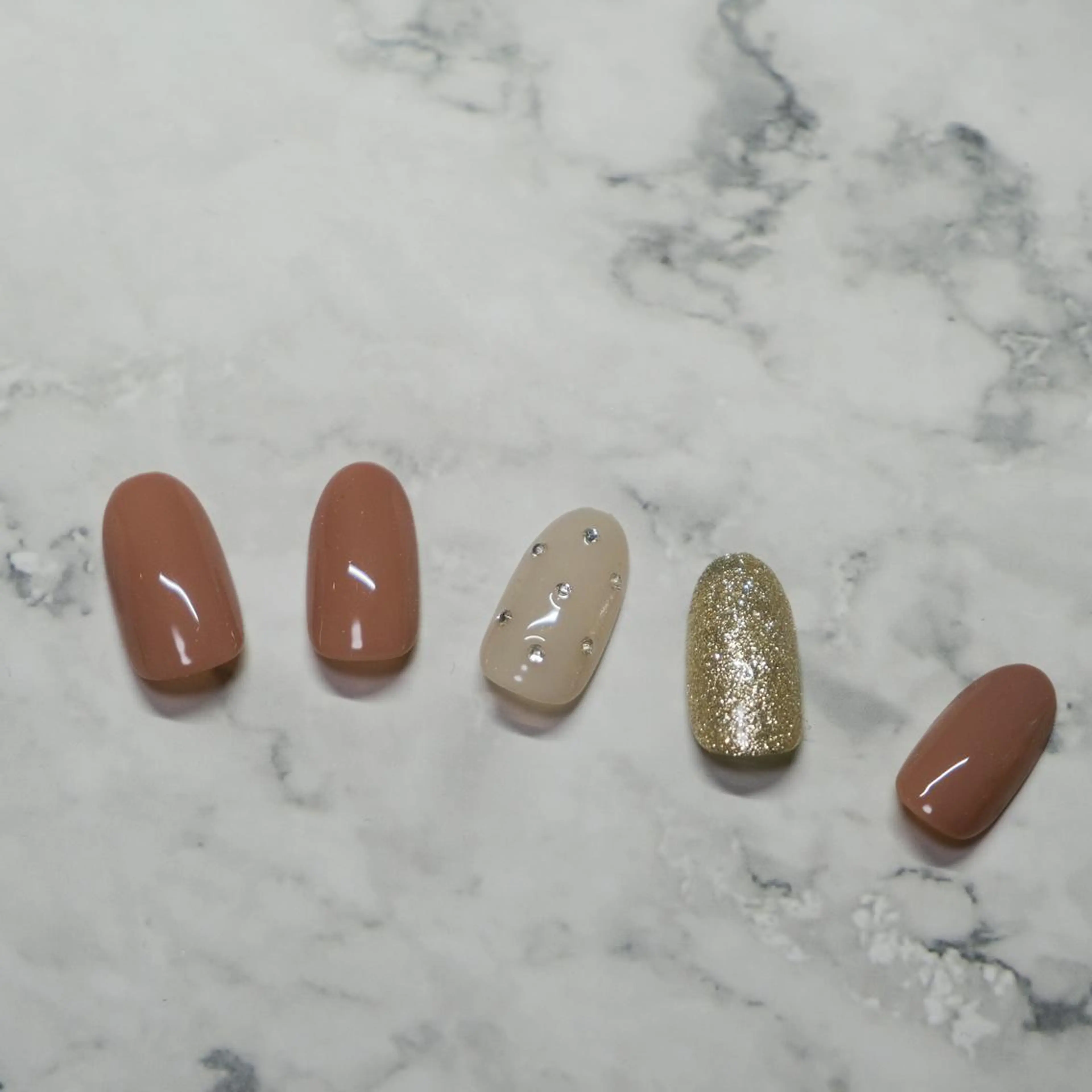 ネイル Flowers Tomomiのネイルデザイン