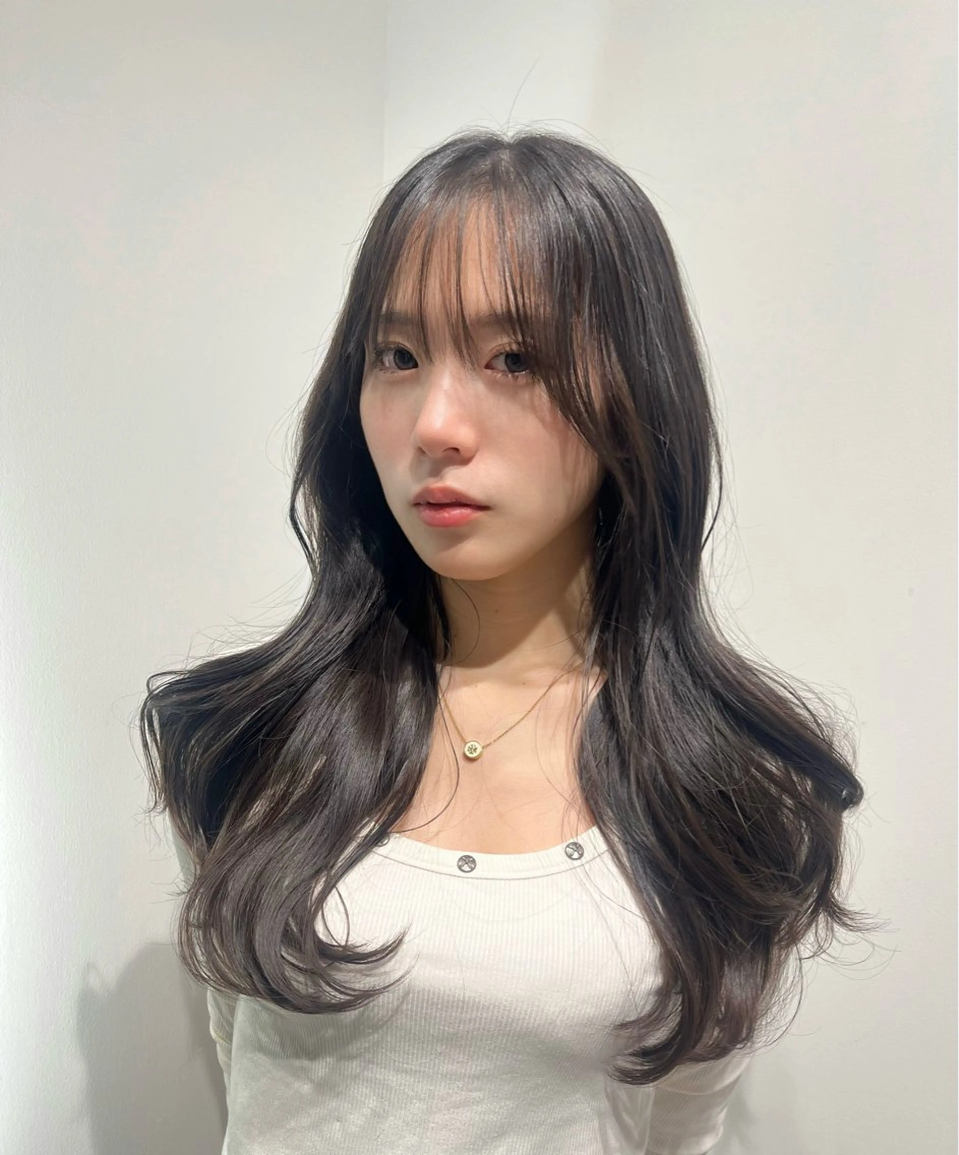 ロング くびれヘア くびれレイヤー レイヤーカット Vale【ベール】所属・中村 佳菜のヘアスタイル