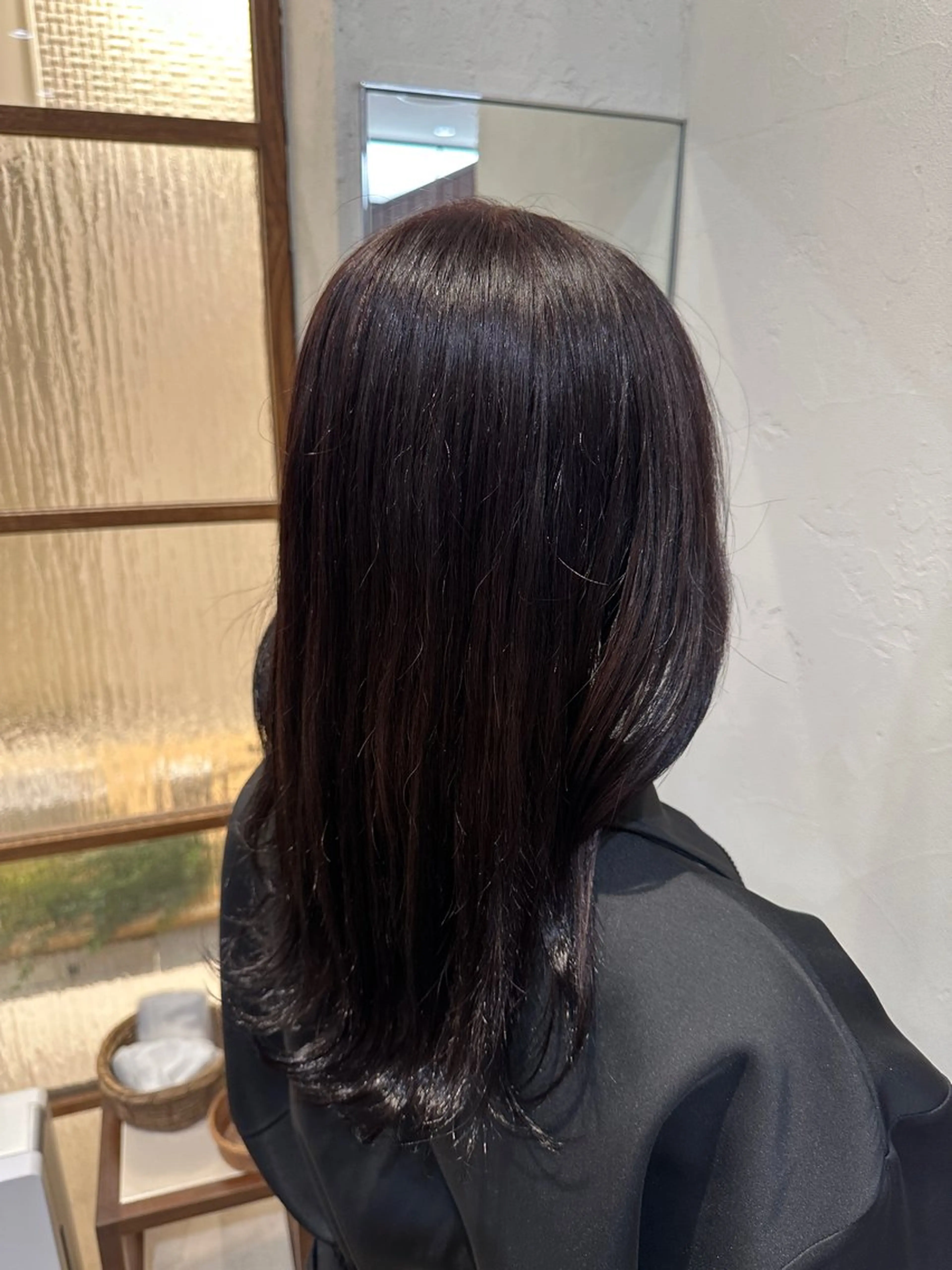 セミロング Aura所属・丸山 心 / 艶カラーのヘアスタイル