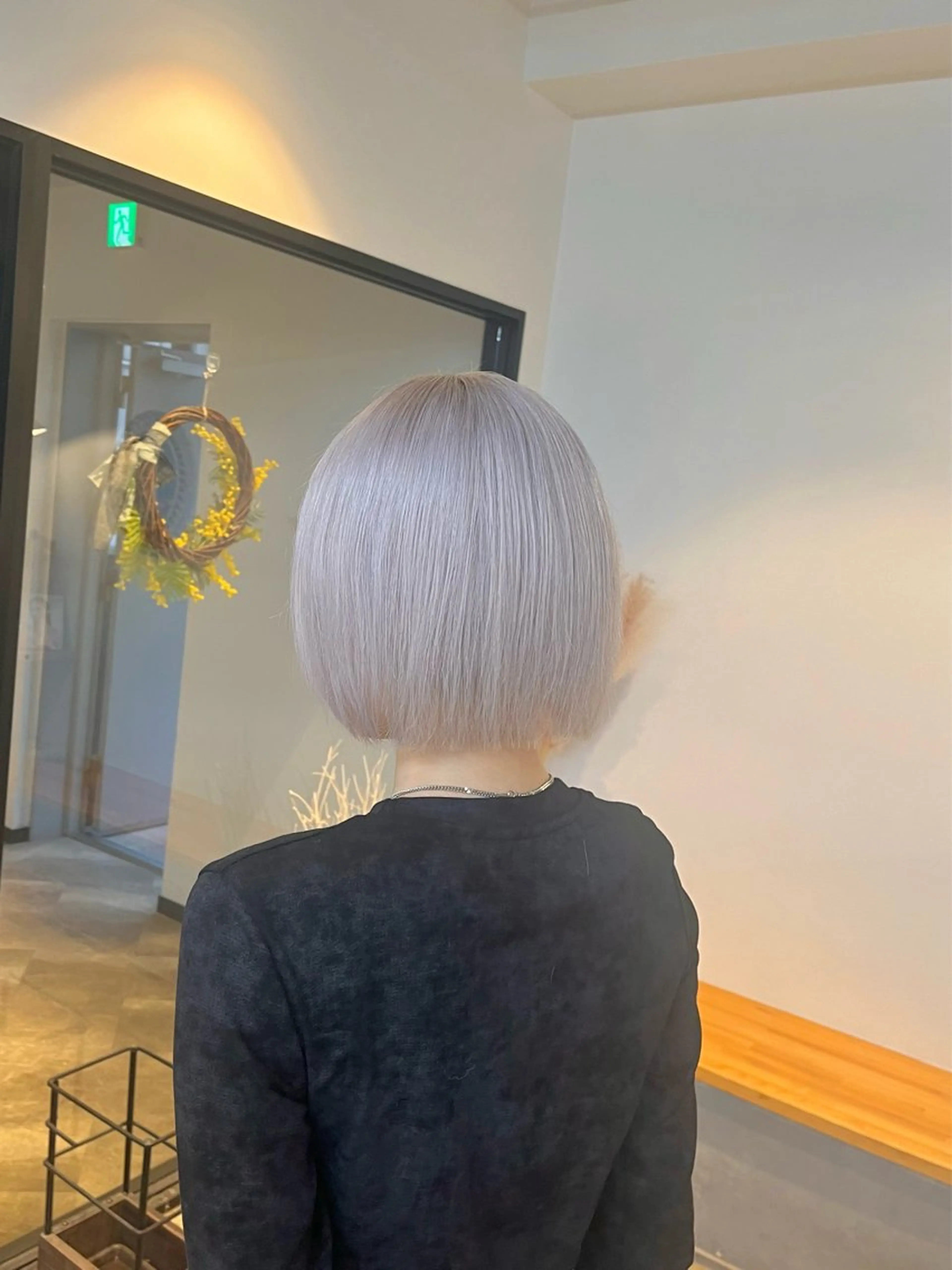 ショート カラー ヘアカラー ハイトーンカラ ー/小川のヘアスタイル