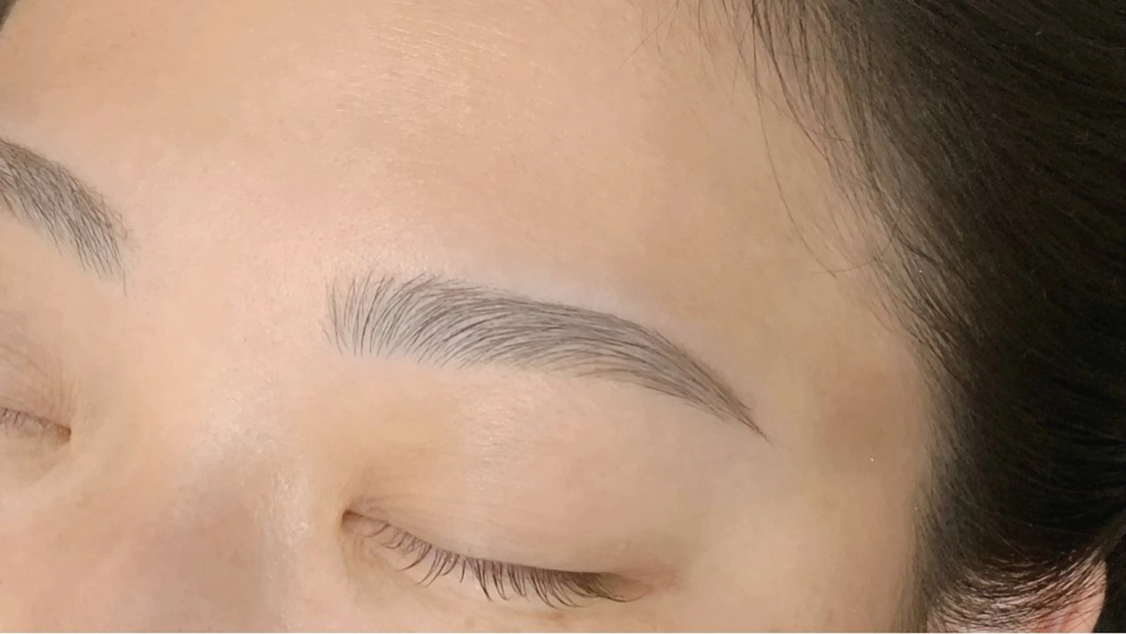 🐰ハリウッドブロウリフト(メイク仕上げ付き)【¥8,560→¥4,000】の写真