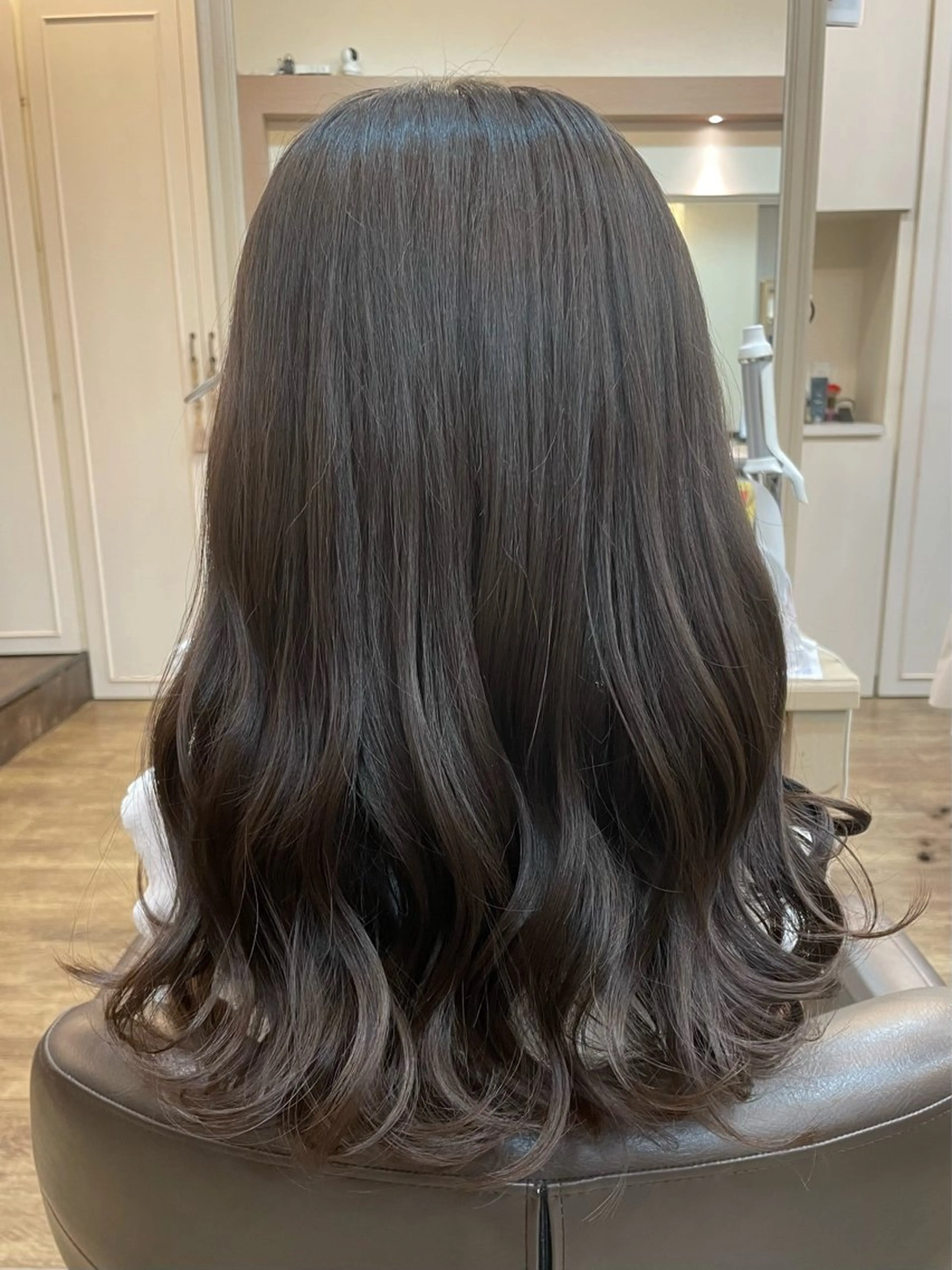 ロング カラー アッシュ アッシュグレー アッシュグレージュ グレージュ ヘアカラー メンズパーマ🌀/ 中村郁未のヘアスタイル