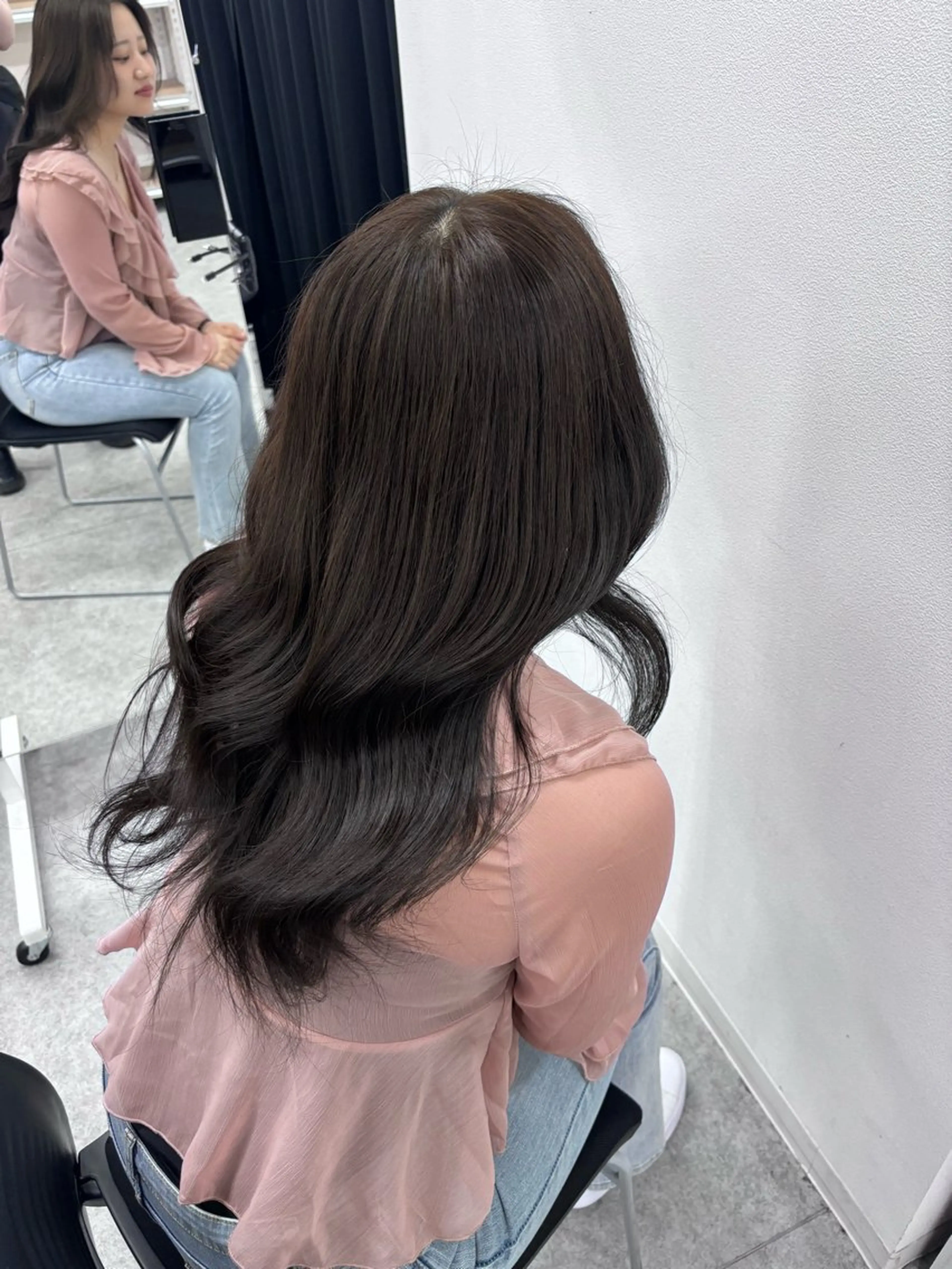 ロング ヘアカラー トリートメント 韓国風暗髪ヘア🤍 🫧MIREIのヘアスタイル