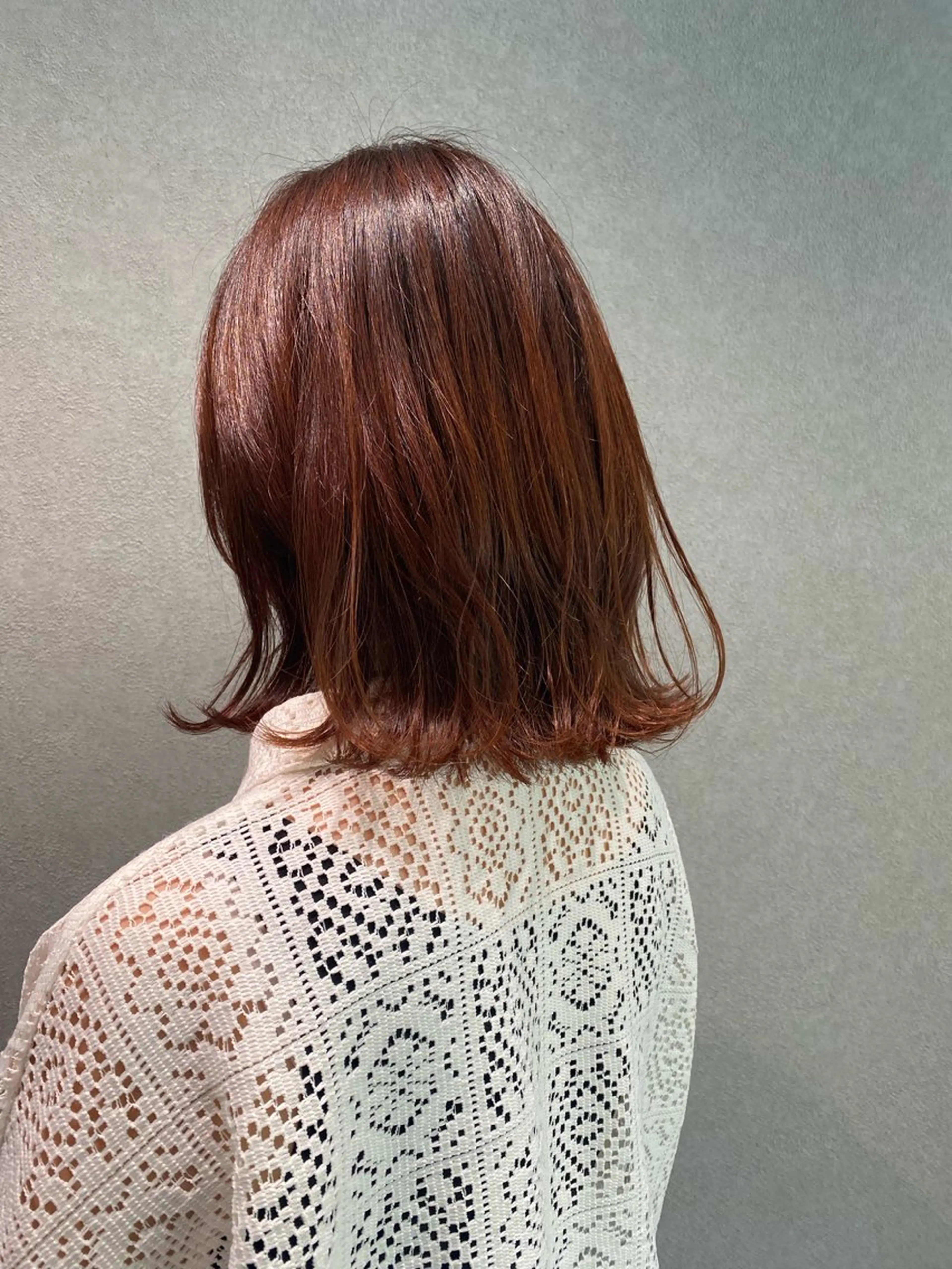 ミディアム パープルカラー Chouette .ayakaのヘアスタイル