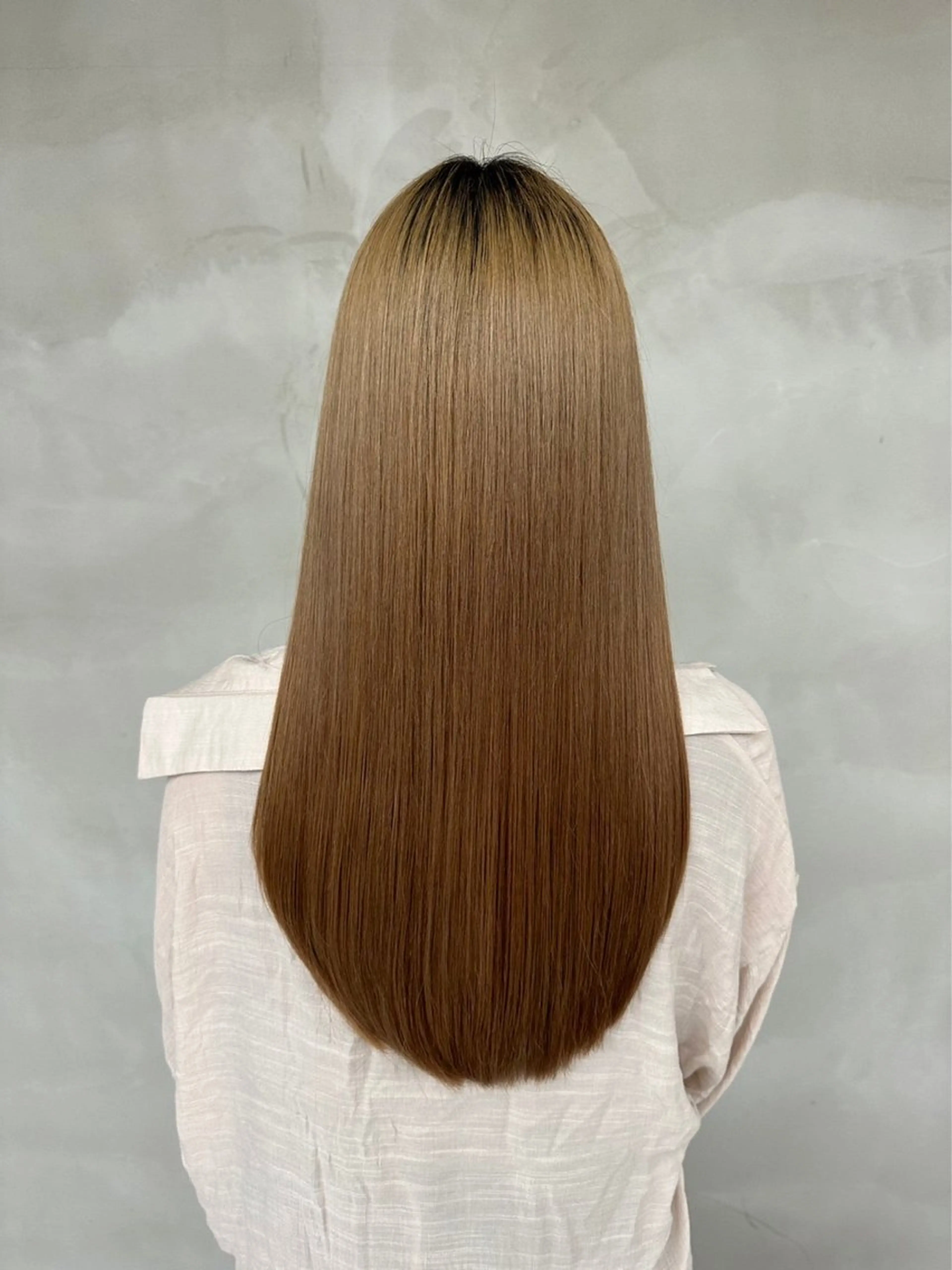 ロング [透明感カラ ー🥣💕]高木愛理のヘアスタイル