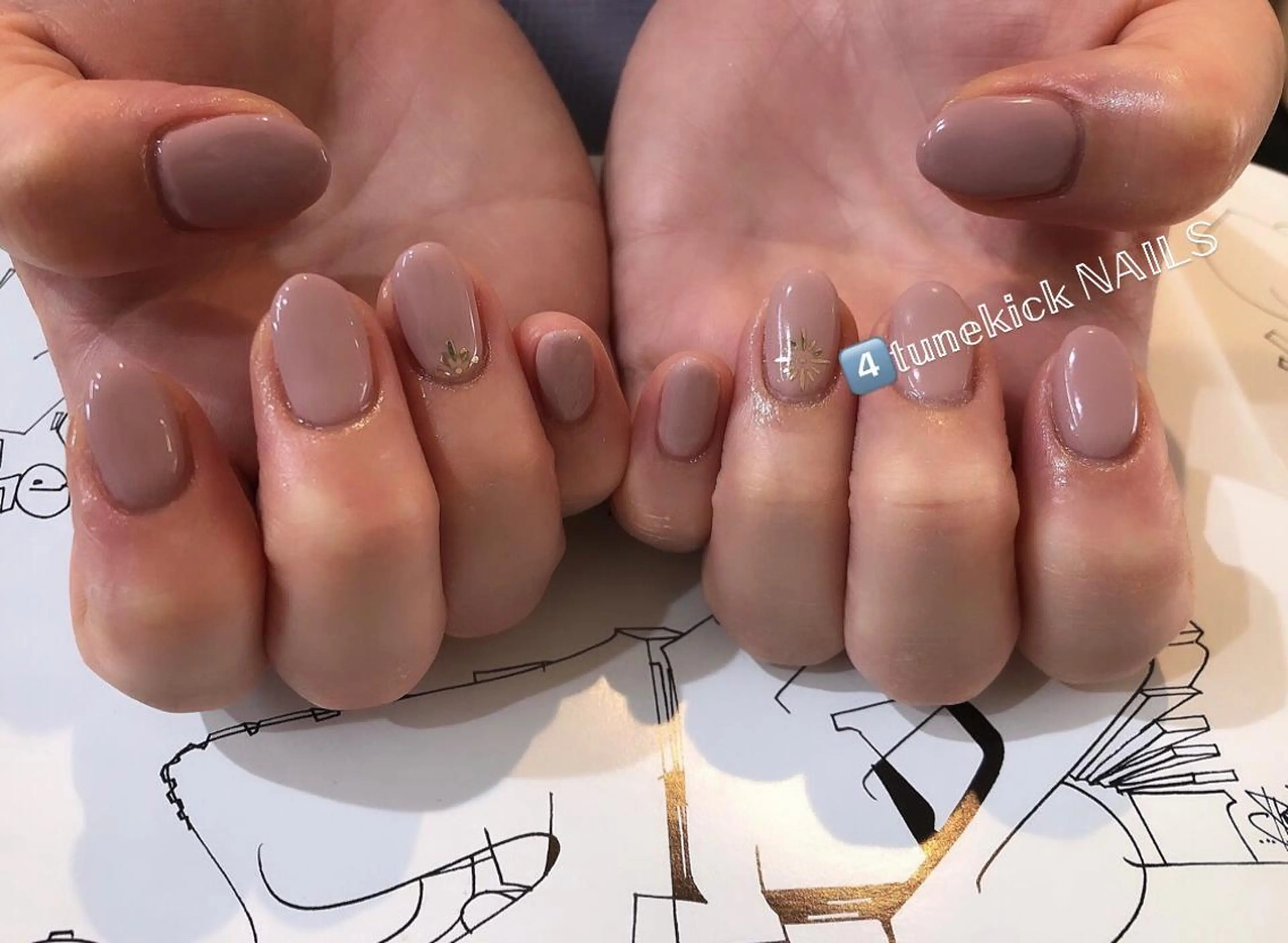 ネイル 4tunekick NAILS(フォーチュンキックネイルズ)所属・光森 淳子のネイルデザイン