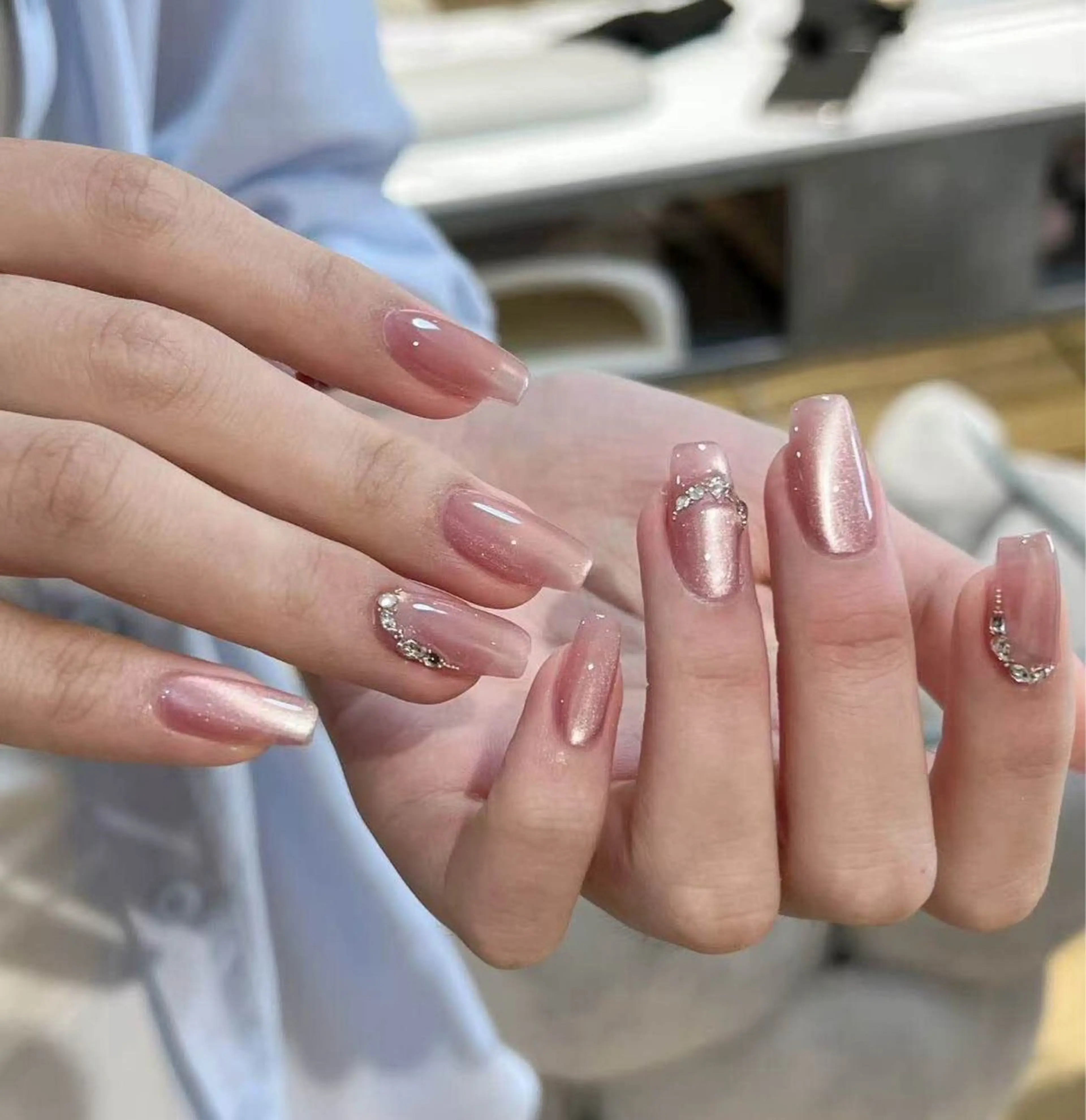 ネイル オーロラネイル フラワーネイル フットネイル フレンチネイル ジェルネイル ハンドネイル BabyYouMi nailのネイルデザイン