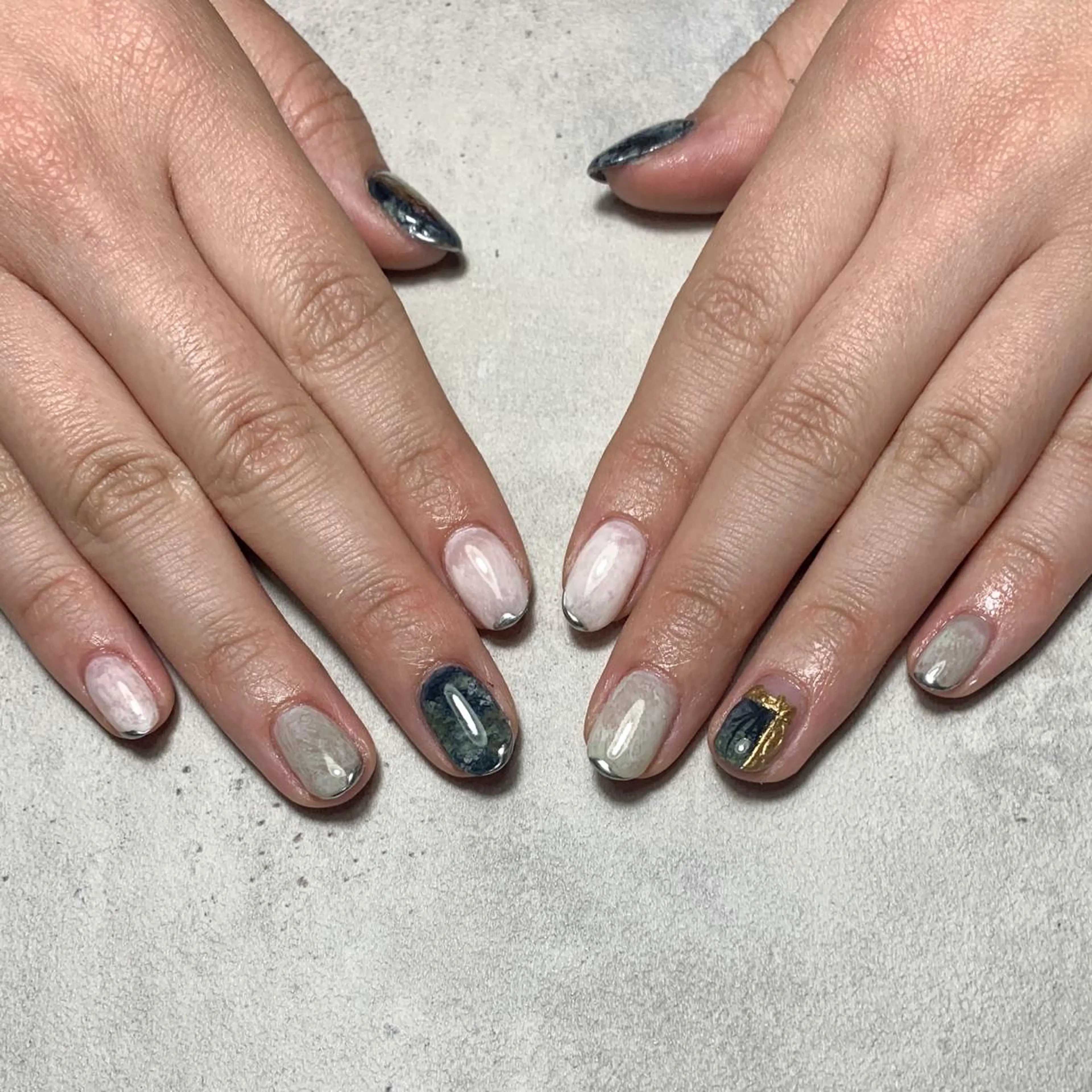 ネイル ハンドネイル atelier FIORITURA所属・FIORITURA aiのネイルデザイン