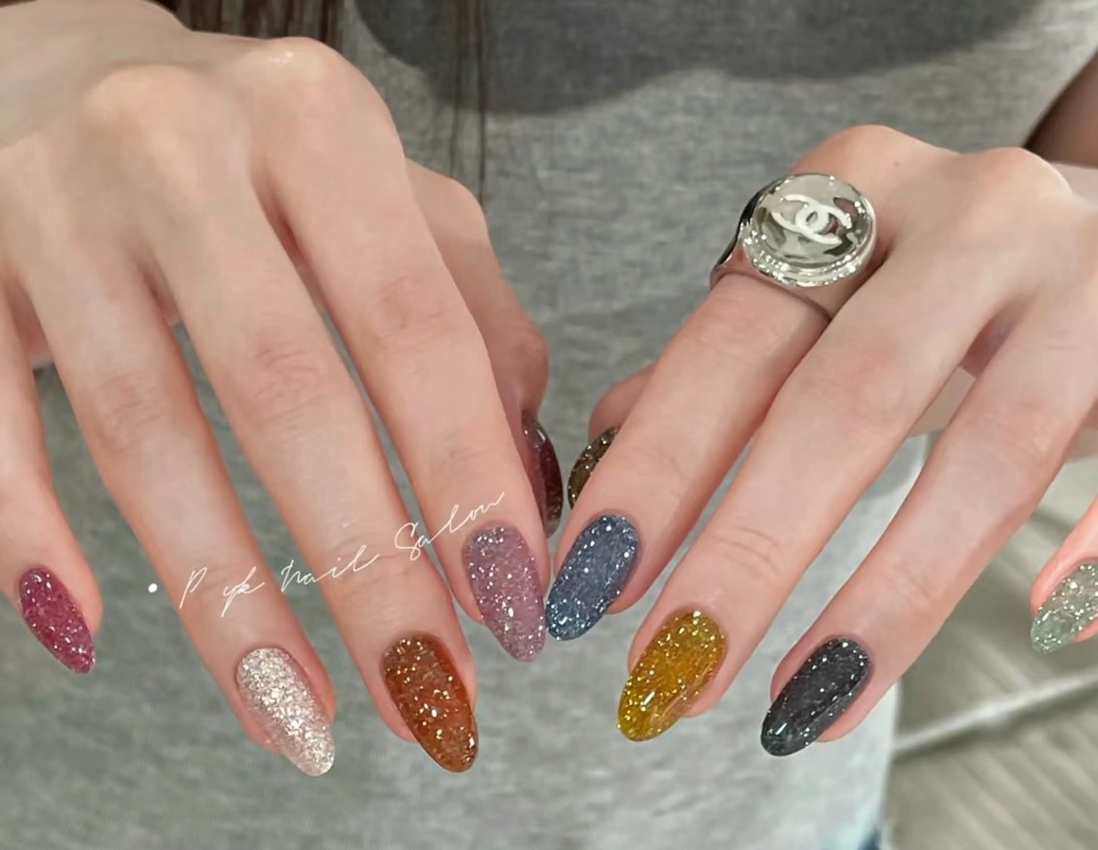 ネイル 高木 維麗絲のネイルデザイン