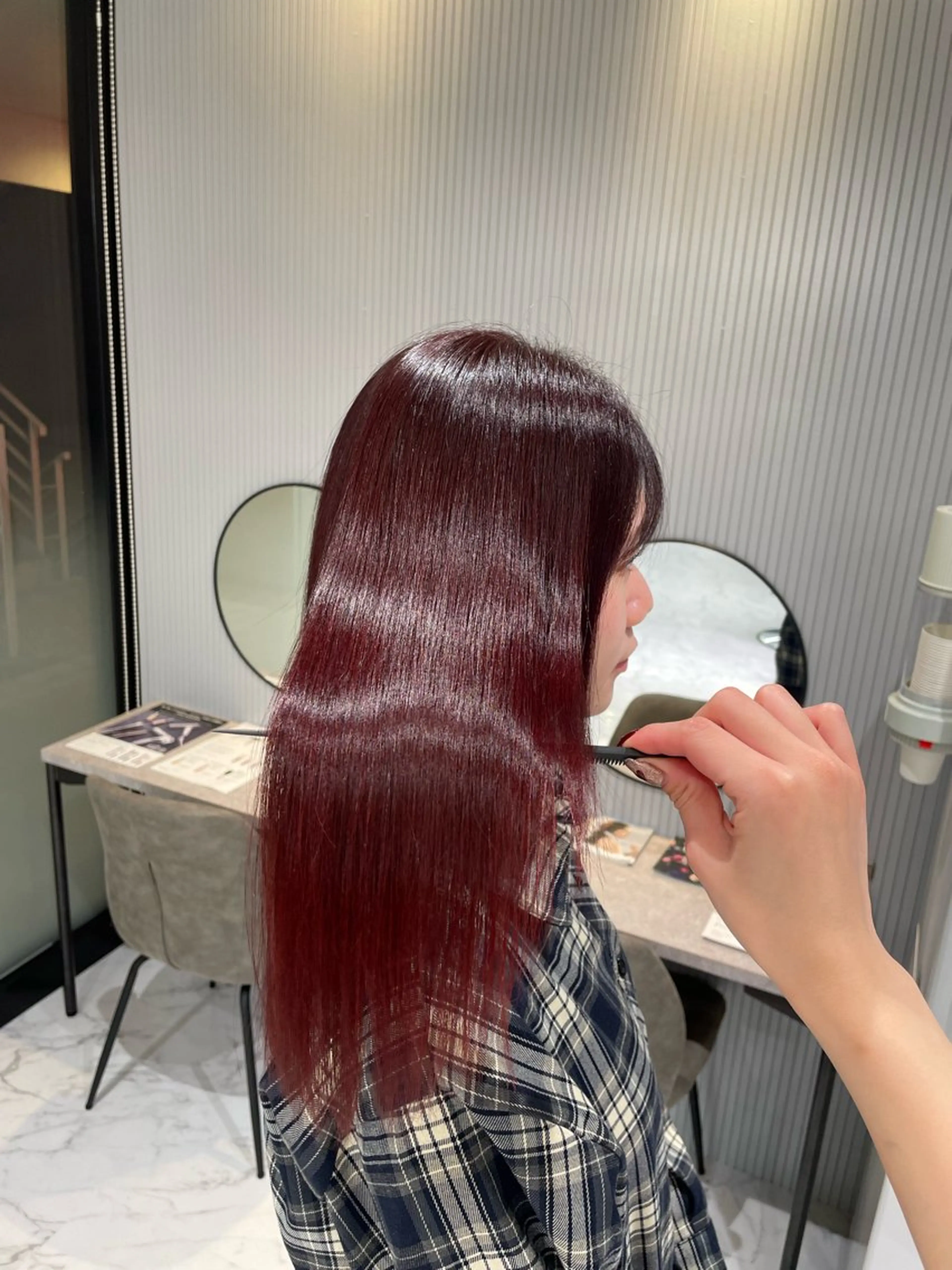 ロング カラー RAF Sakuraのヘアスタイル