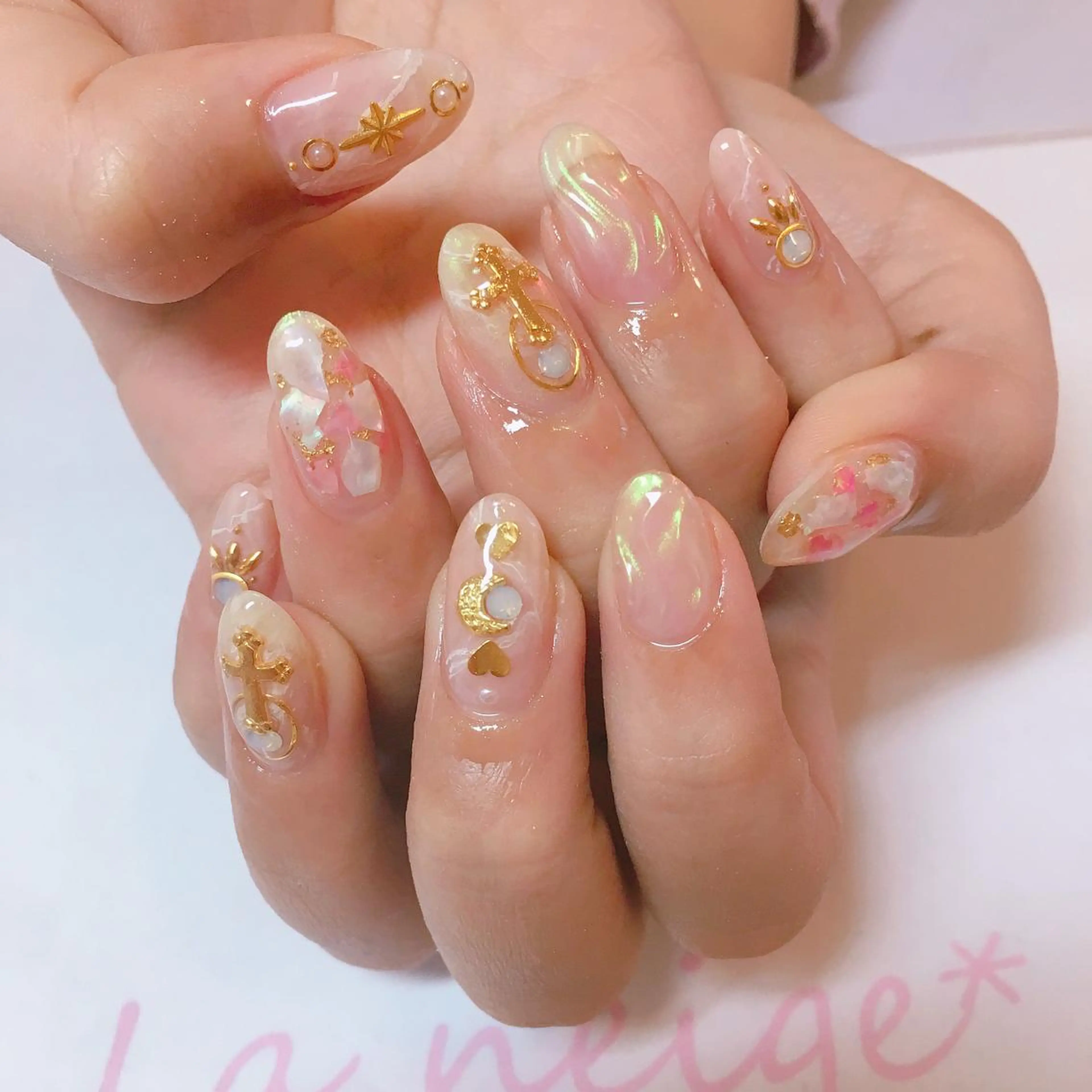 ネイル La neige* yuki 🥯🍑のネイルデザイン