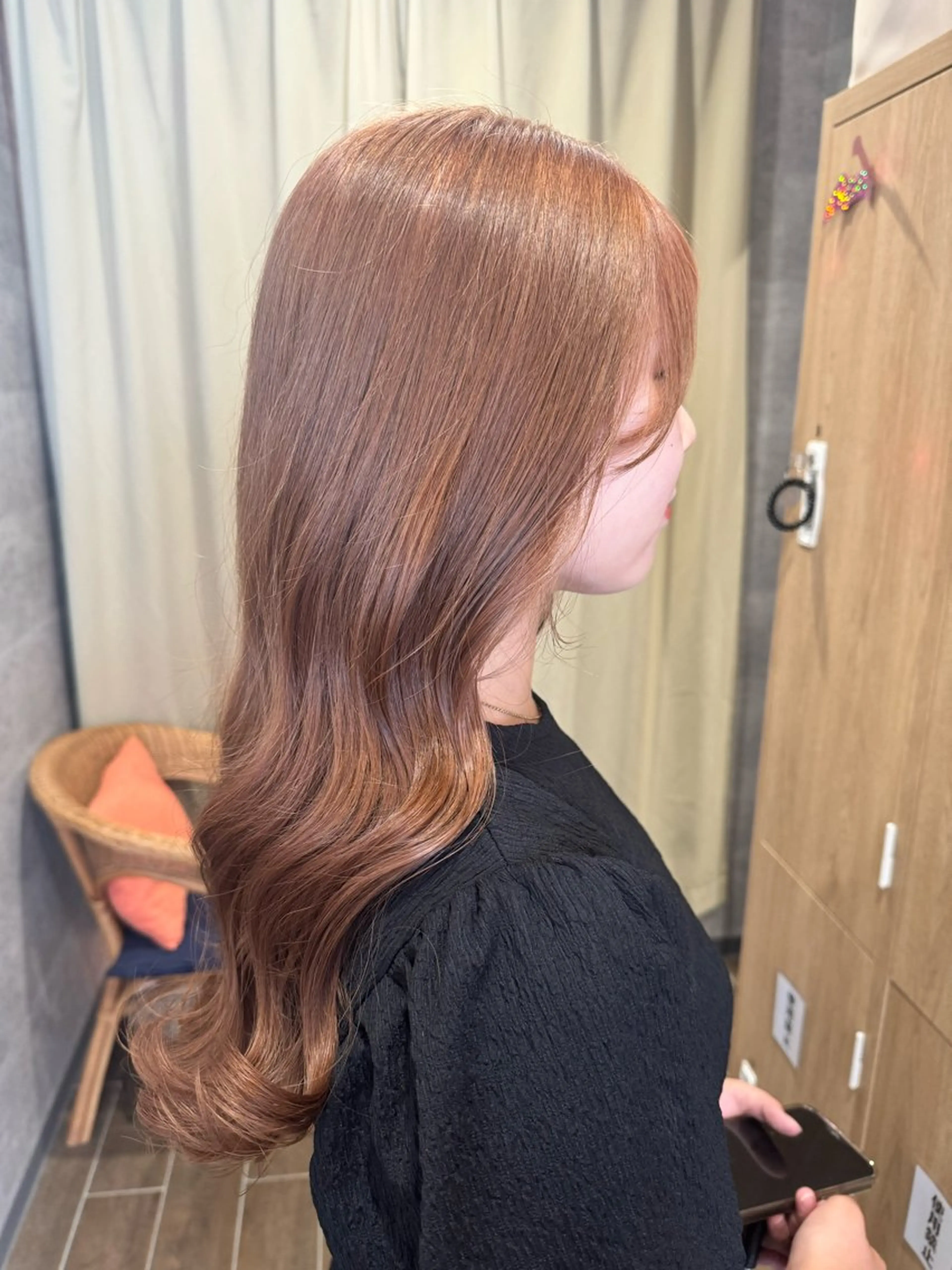 ロング ヘアカラー 山口 明日花のヘアスタイル