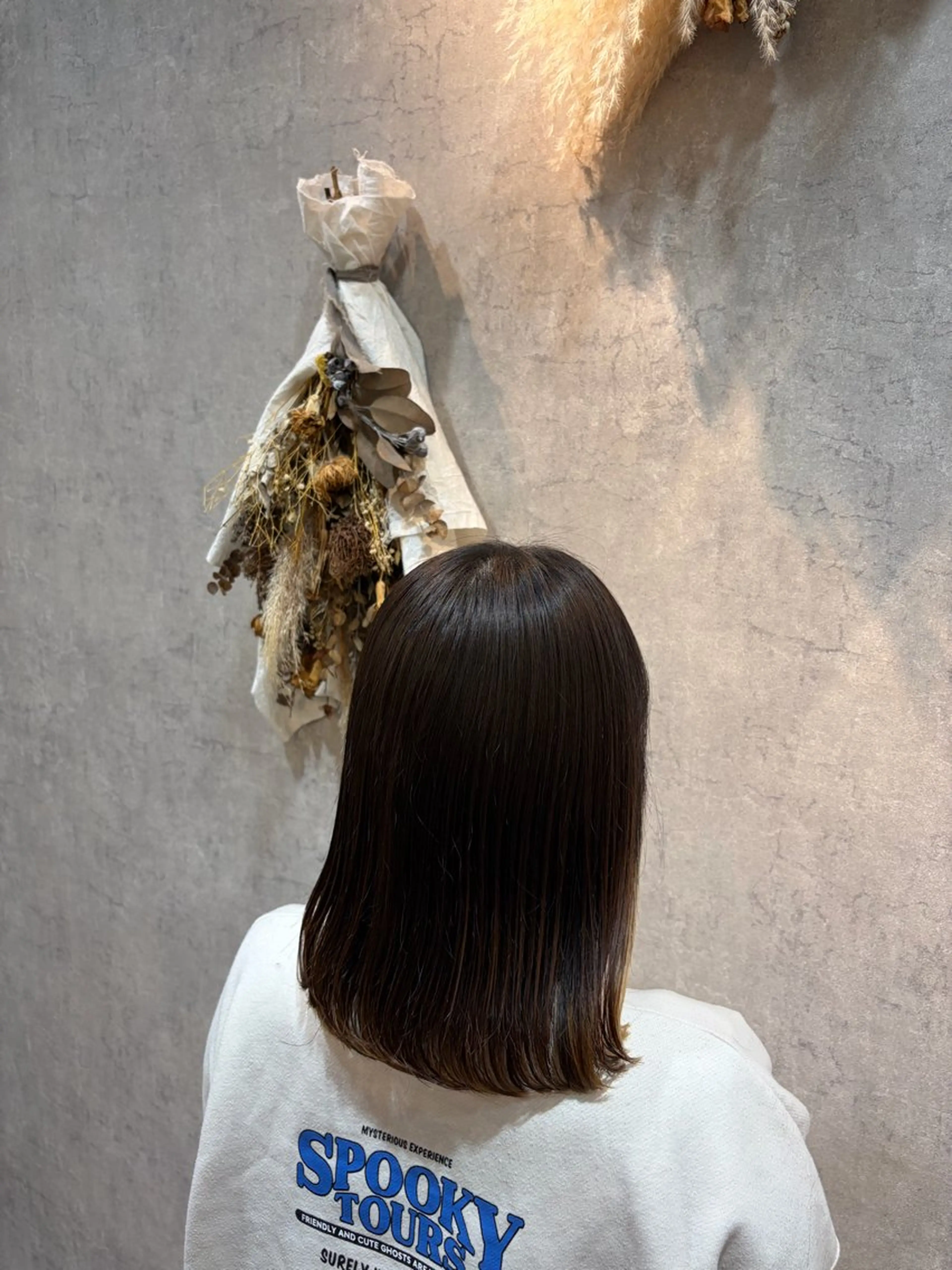 ミディアム 下山 萌華のヘアスタイル