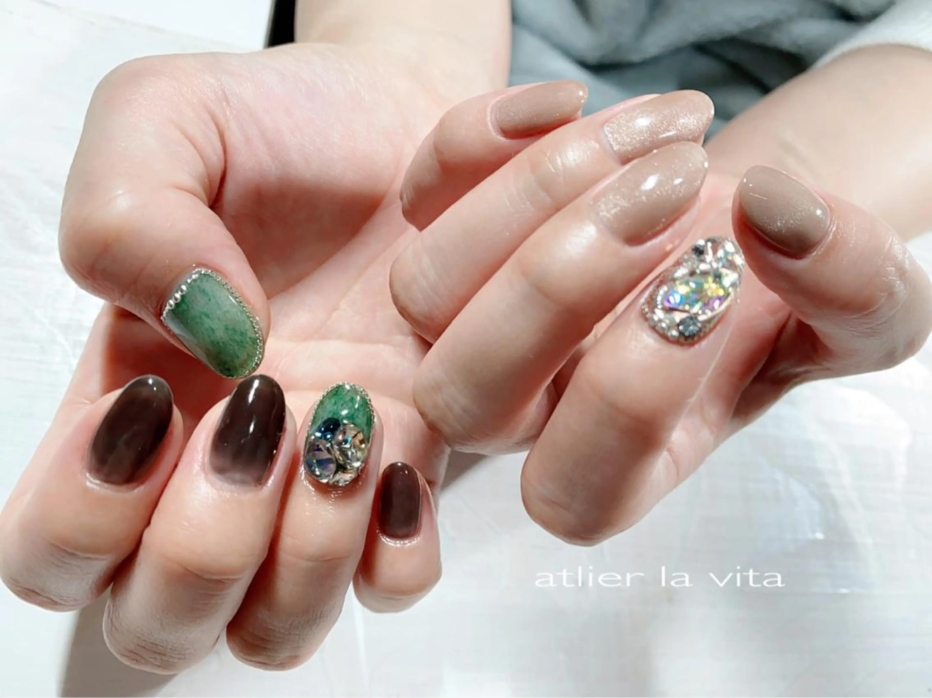 ネイル アートネイル ハンドネイル atelier la vita所属・lavita. mimuraのネイルデザイン