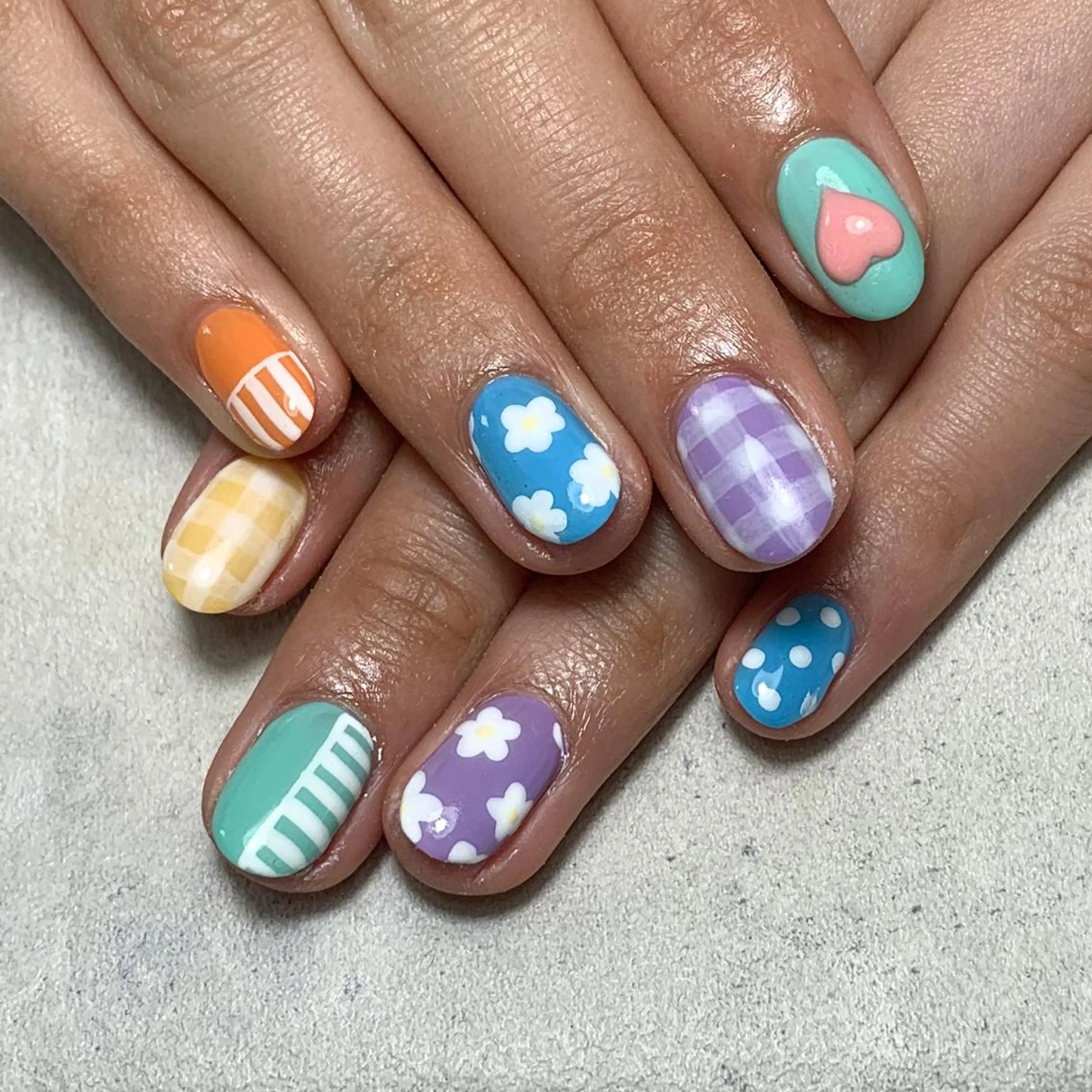 ネイル ハンドネイル atelier　FIORITURA所属・FIORITURA aiのネイルデザイン