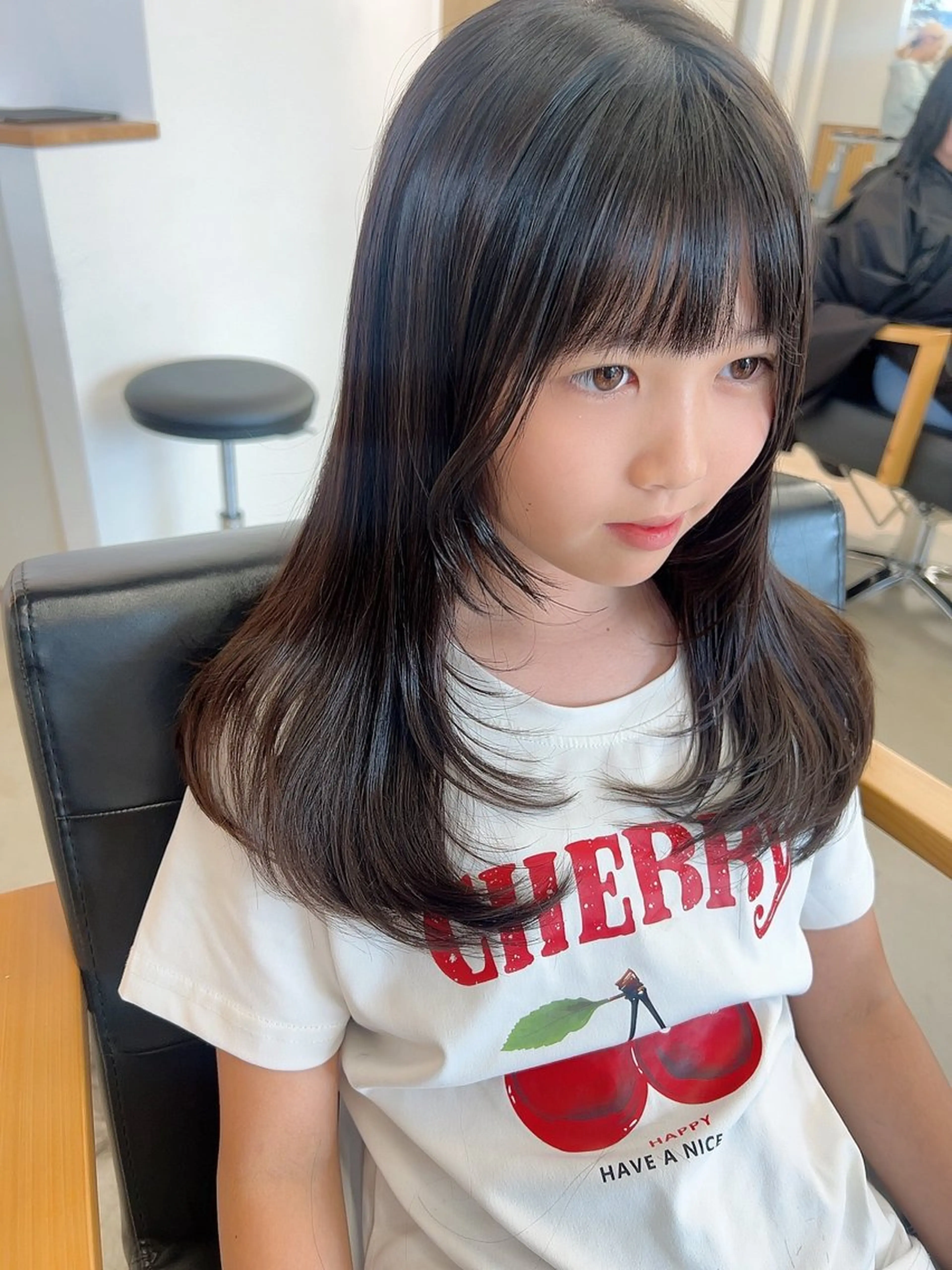 ロング カット ヘアカラー トリートメント vince. moekoのヘアスタイル