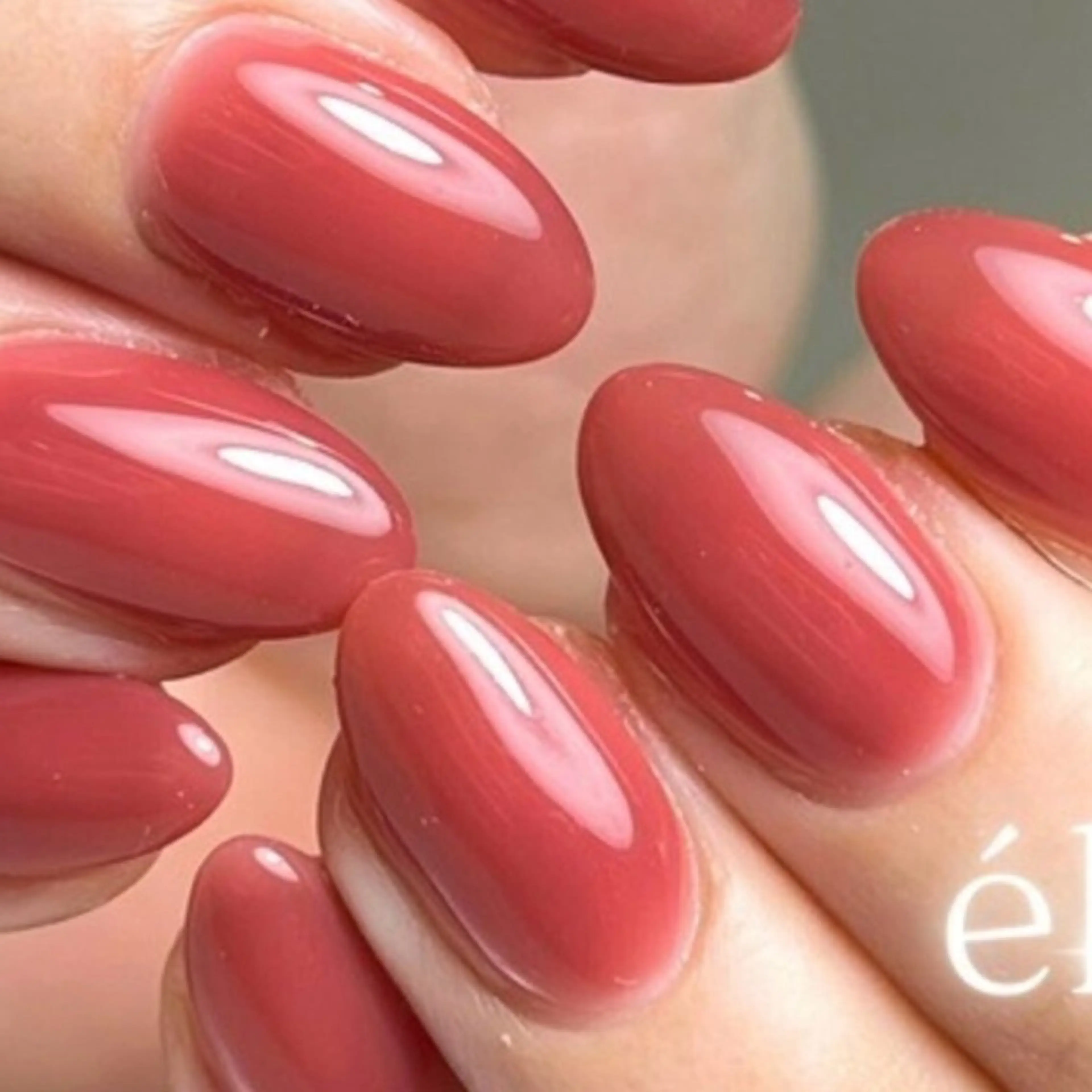 ネイル elu しみずのネイルデザイン