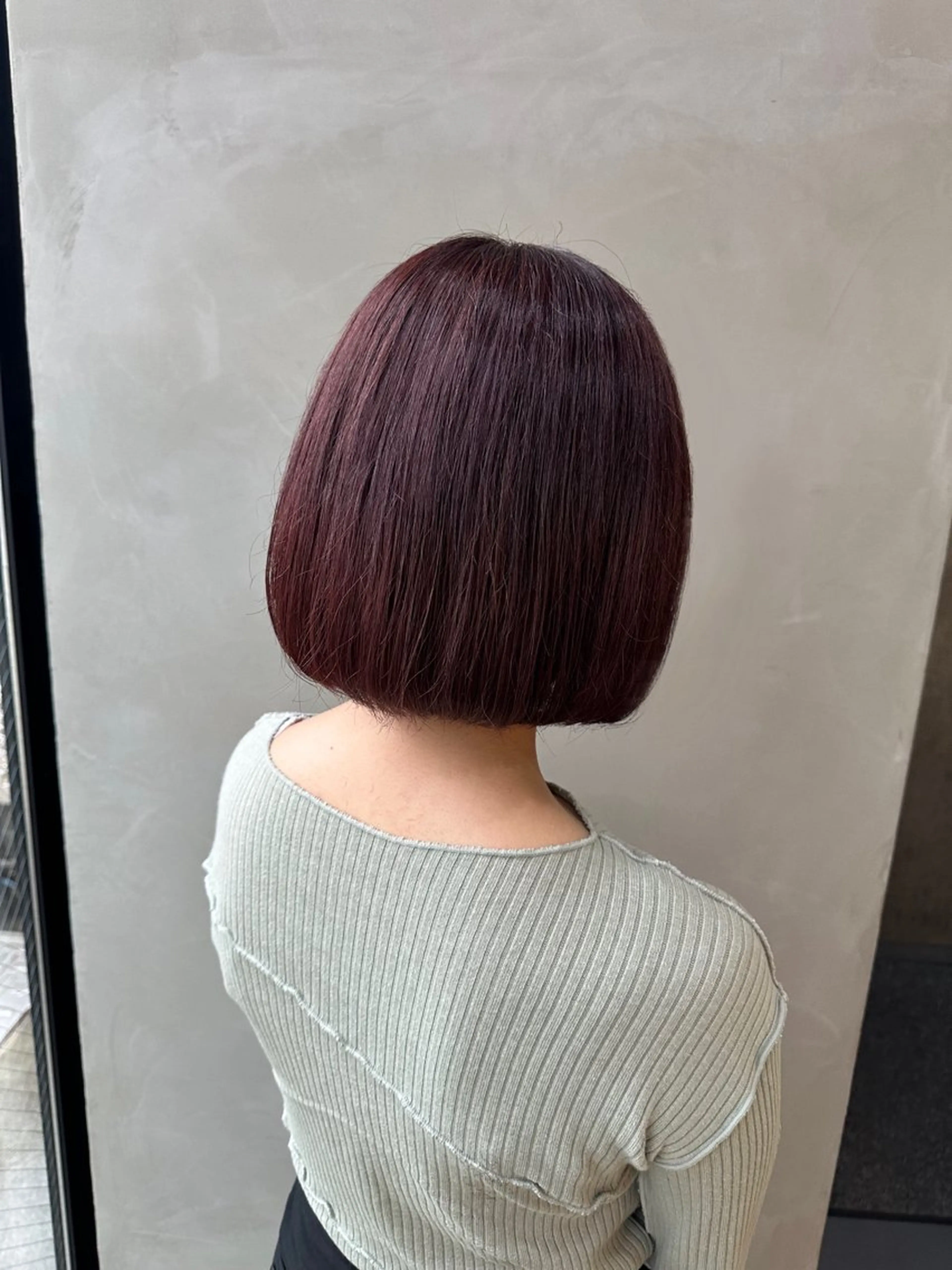 ワンカラー＋カットの写真