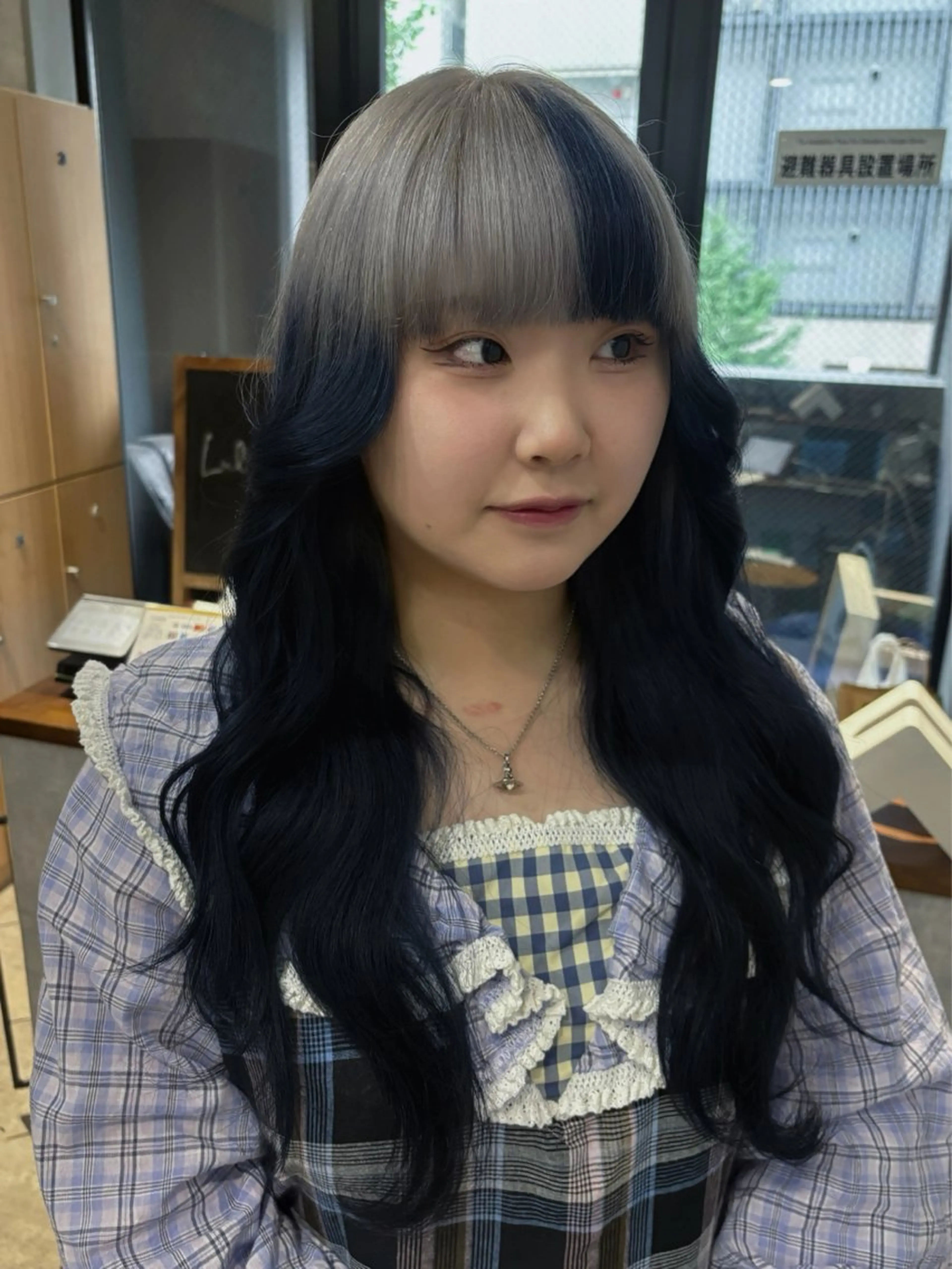 ロング カラー カット ヘアカラー トリートメント 🌐NATSUMI 🌐【寒色カラー】のヘアスタイル