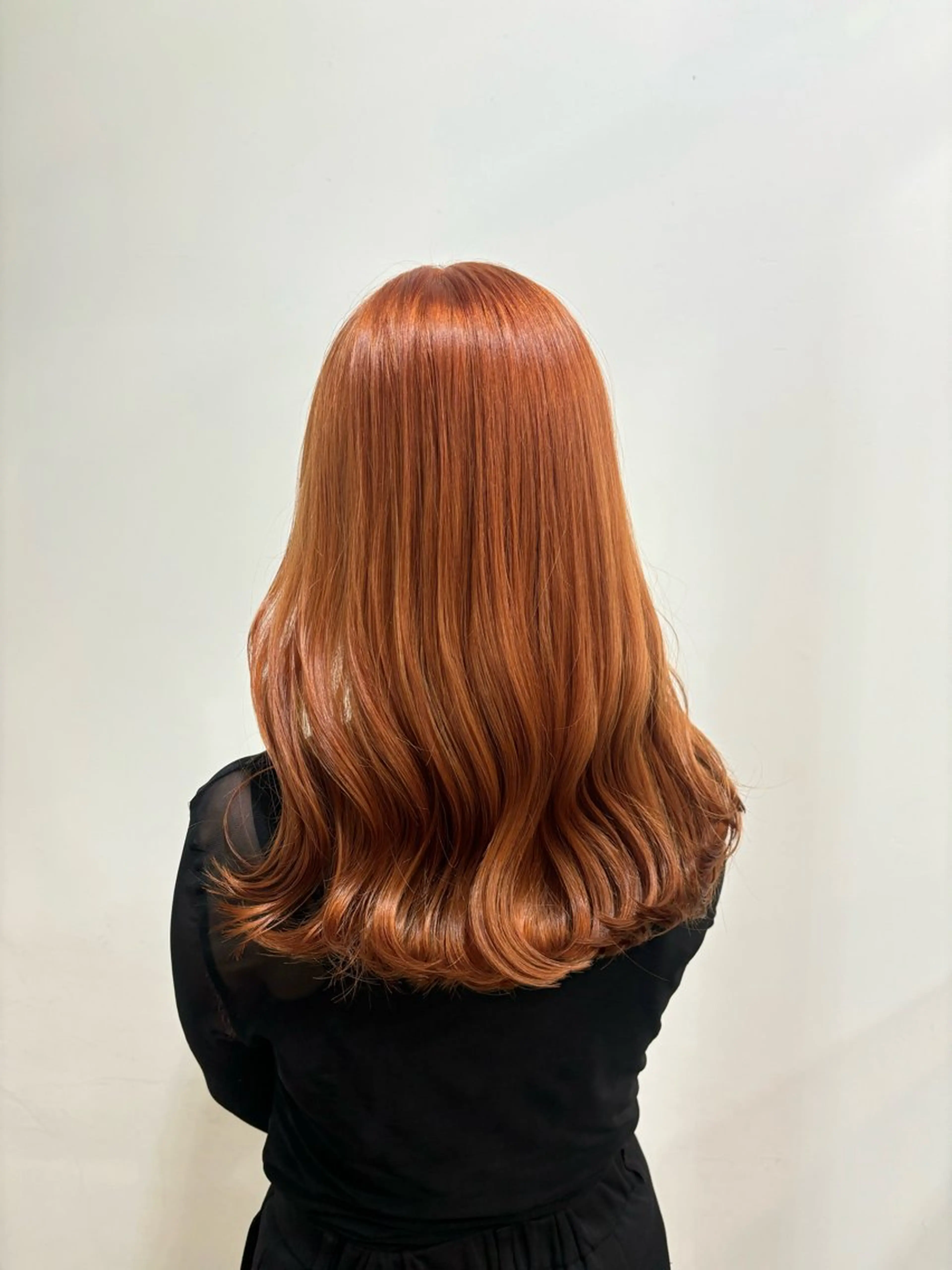 セミロング カラー ブラウンカラー オレンジ オレンジブラウン カット ヘアカラー たなか もえなのヘアスタイル