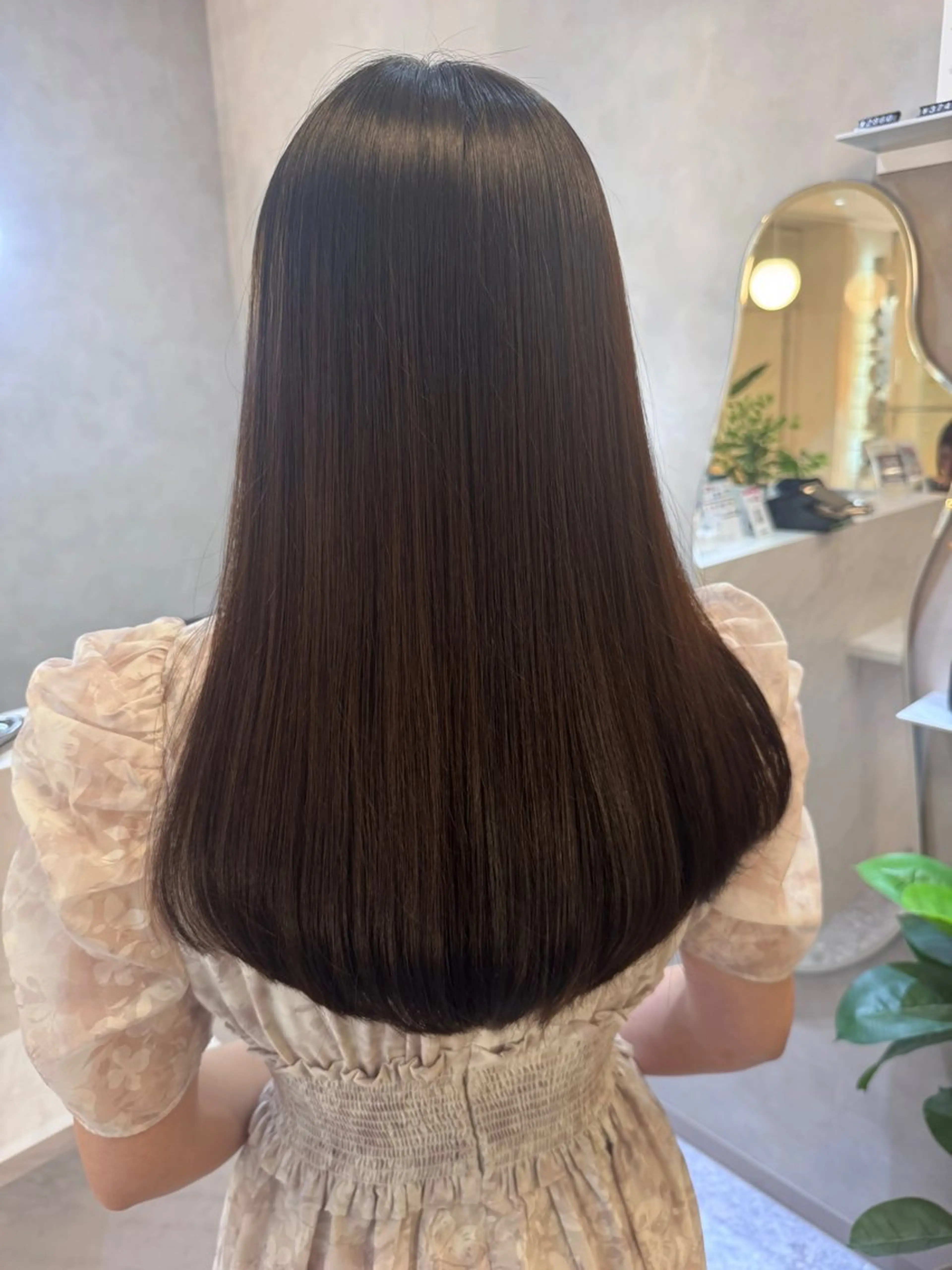 セミロング カット 縮毛矯正 トリートメント 🎀髪質改善/艶髪/ 艶カラー🎀浅田涼風のヘアスタイル