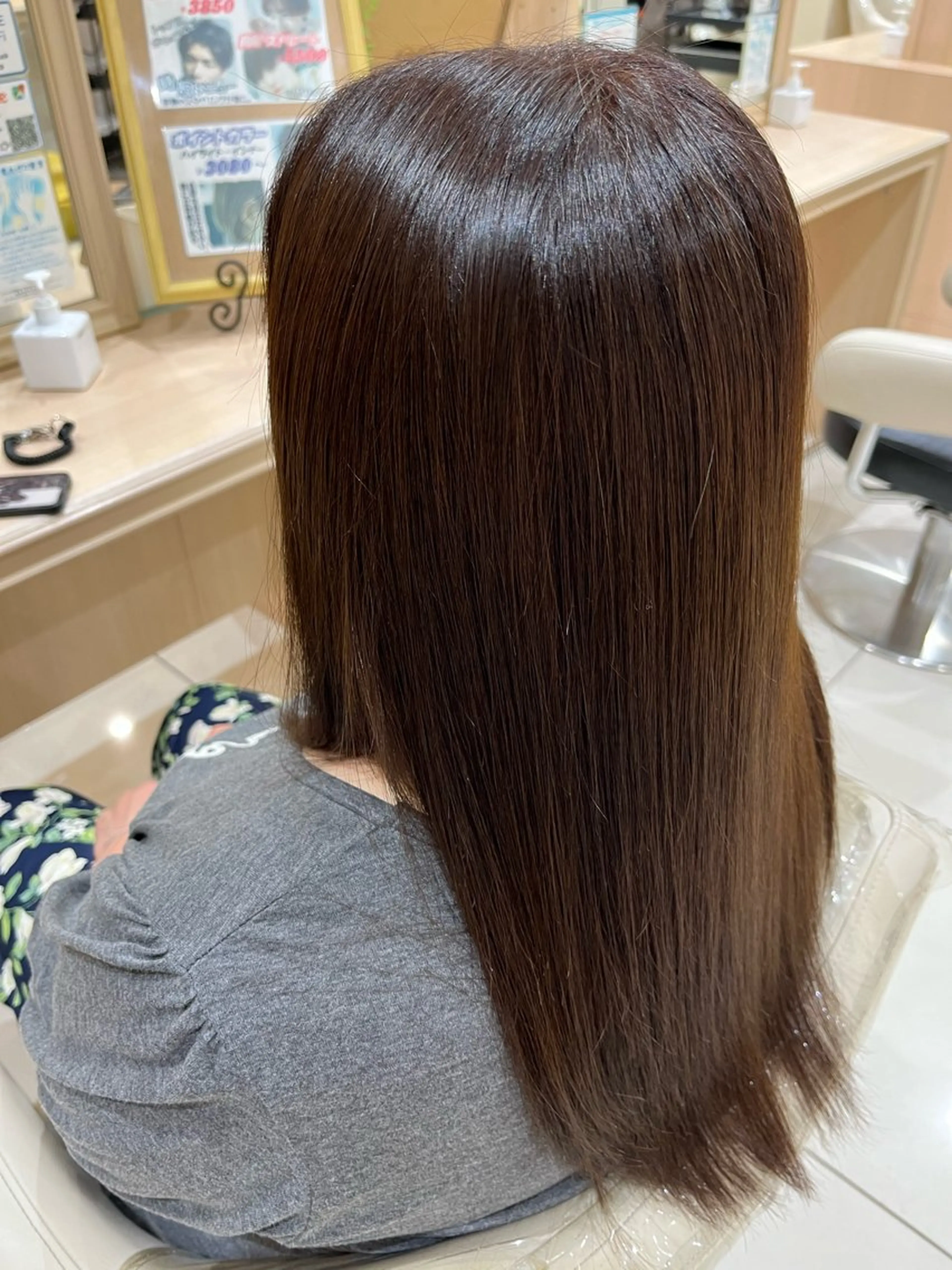 カラー ヘアカラー 上村 夢斗のヘアスタイル