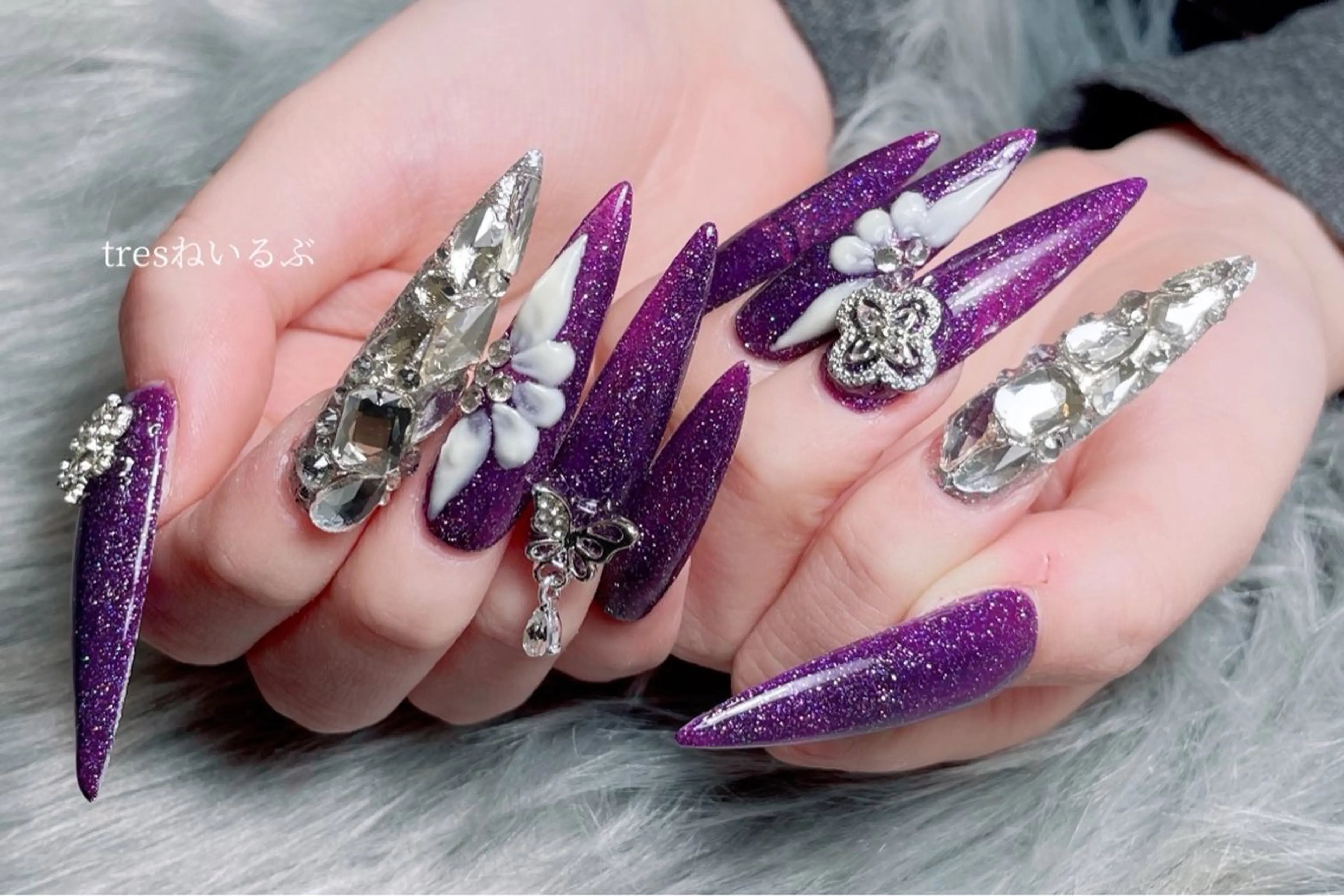 ネイル 長さ出し フラワーネイル ジェルネイル ロングネイル スカルプネイル tres SAKIのネイルデザイン