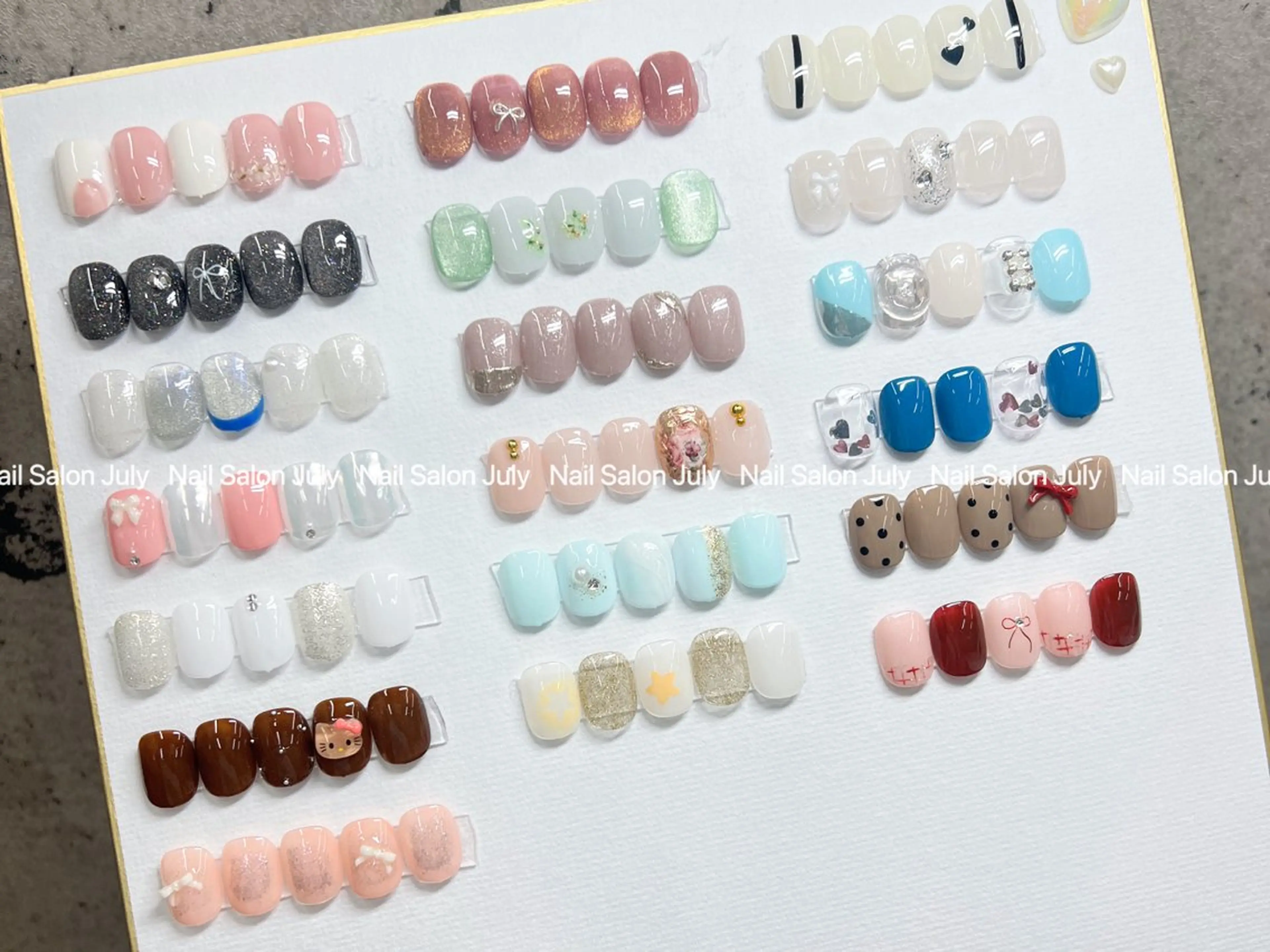 ネイル アートネイル オーロラネイル ジェルネイル ガーリー キラキラネイル ハンドネイル July モモのネイルデザイン
