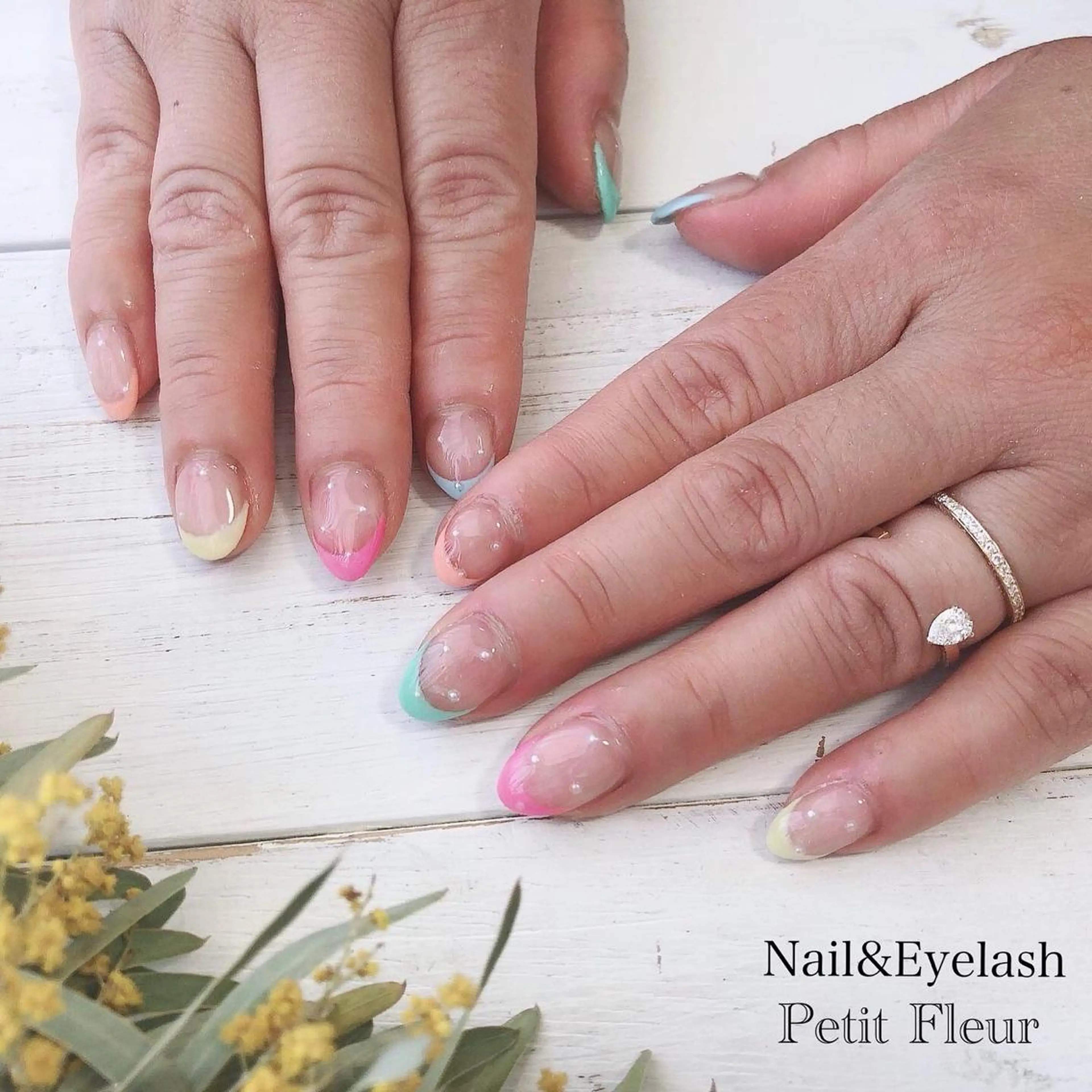ネイル Petit Fleur所属・青柳 亜梨奈のマツエク・マツパデザイン