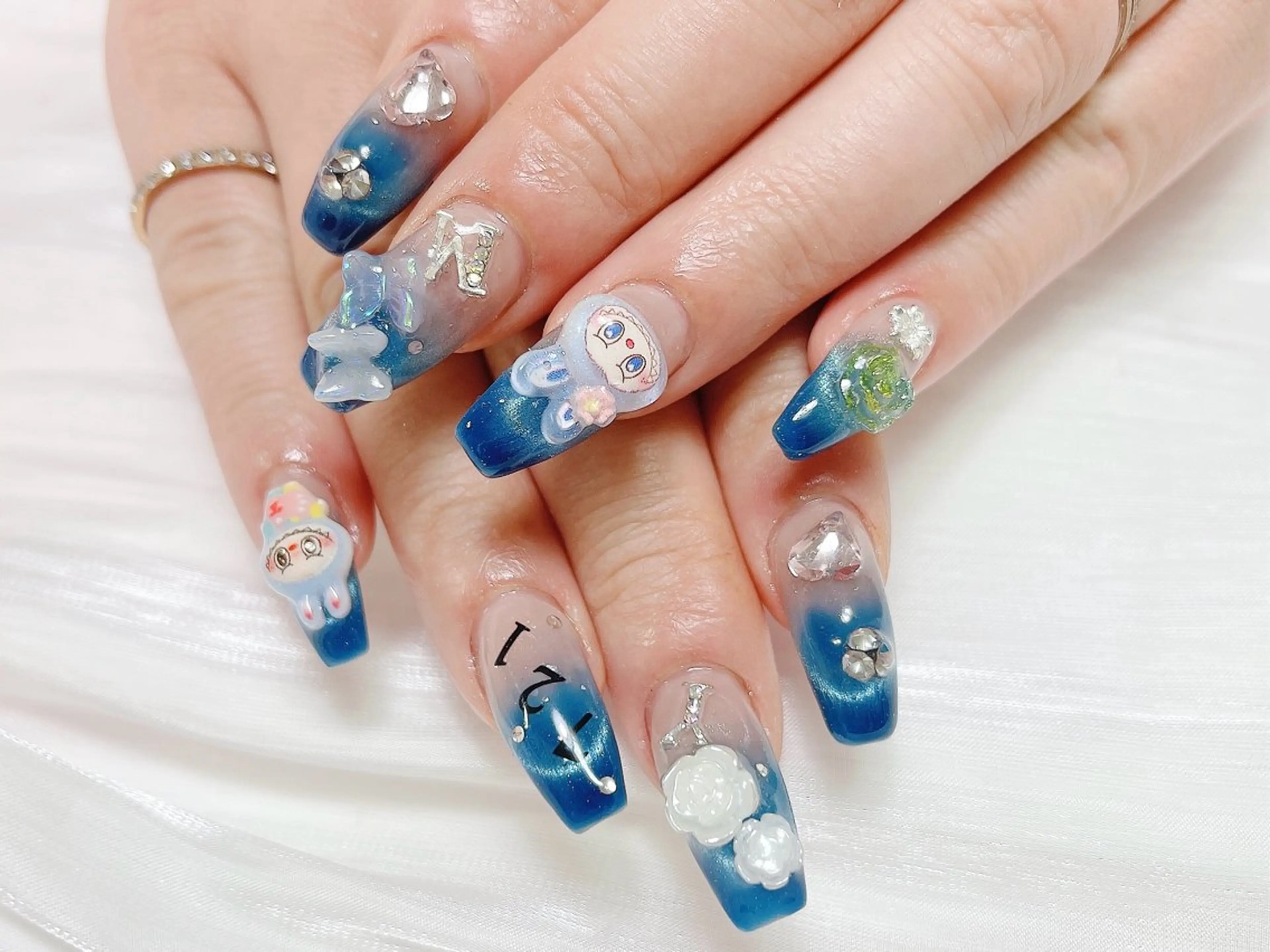 ネイル ジョリ kasumi🌹💅のネイルデザイン