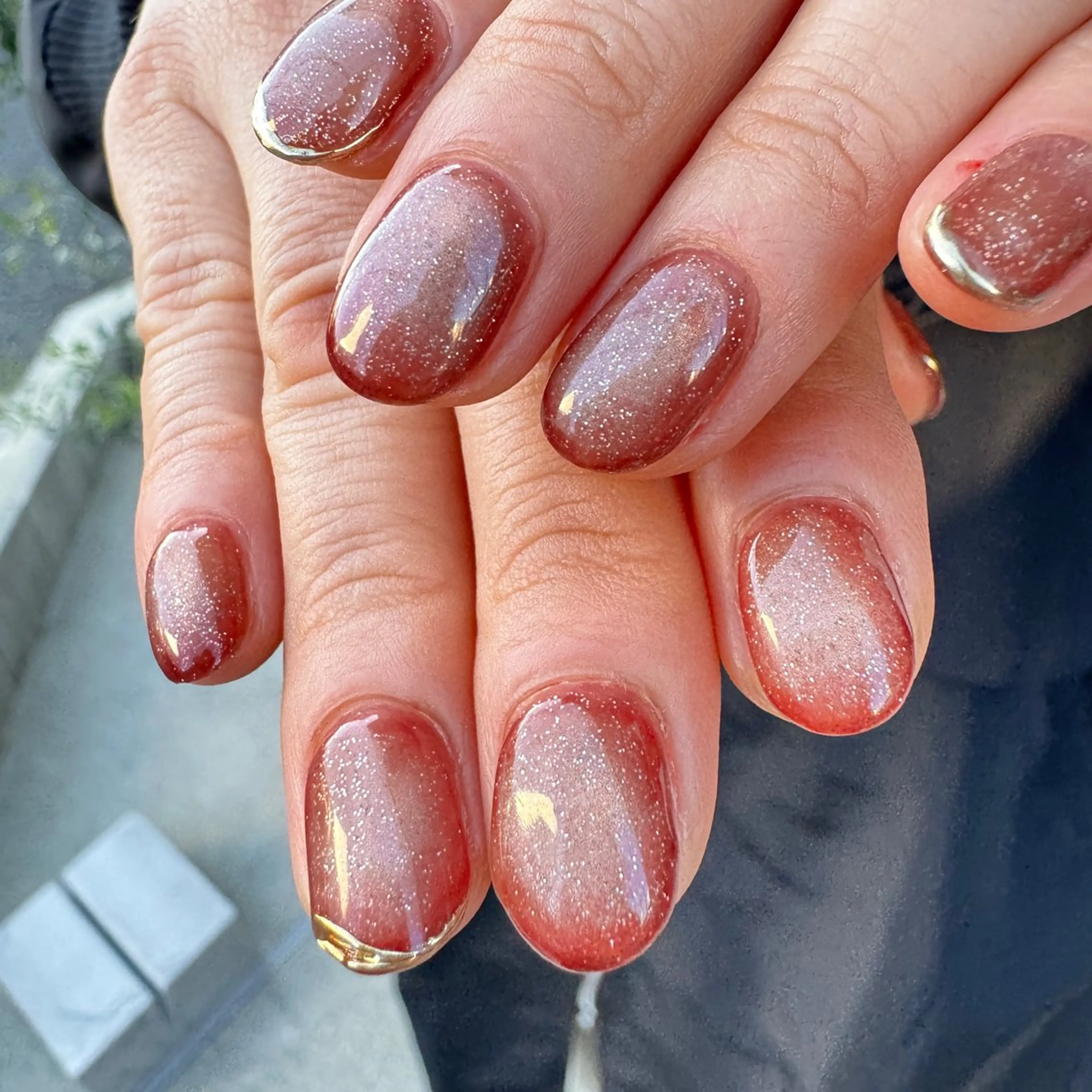 ネイル アートネイル フラッシュネイル フラッシュマグ グラデーション ミラーネイル ハンドネイル nail salon émuのネイルデザイン