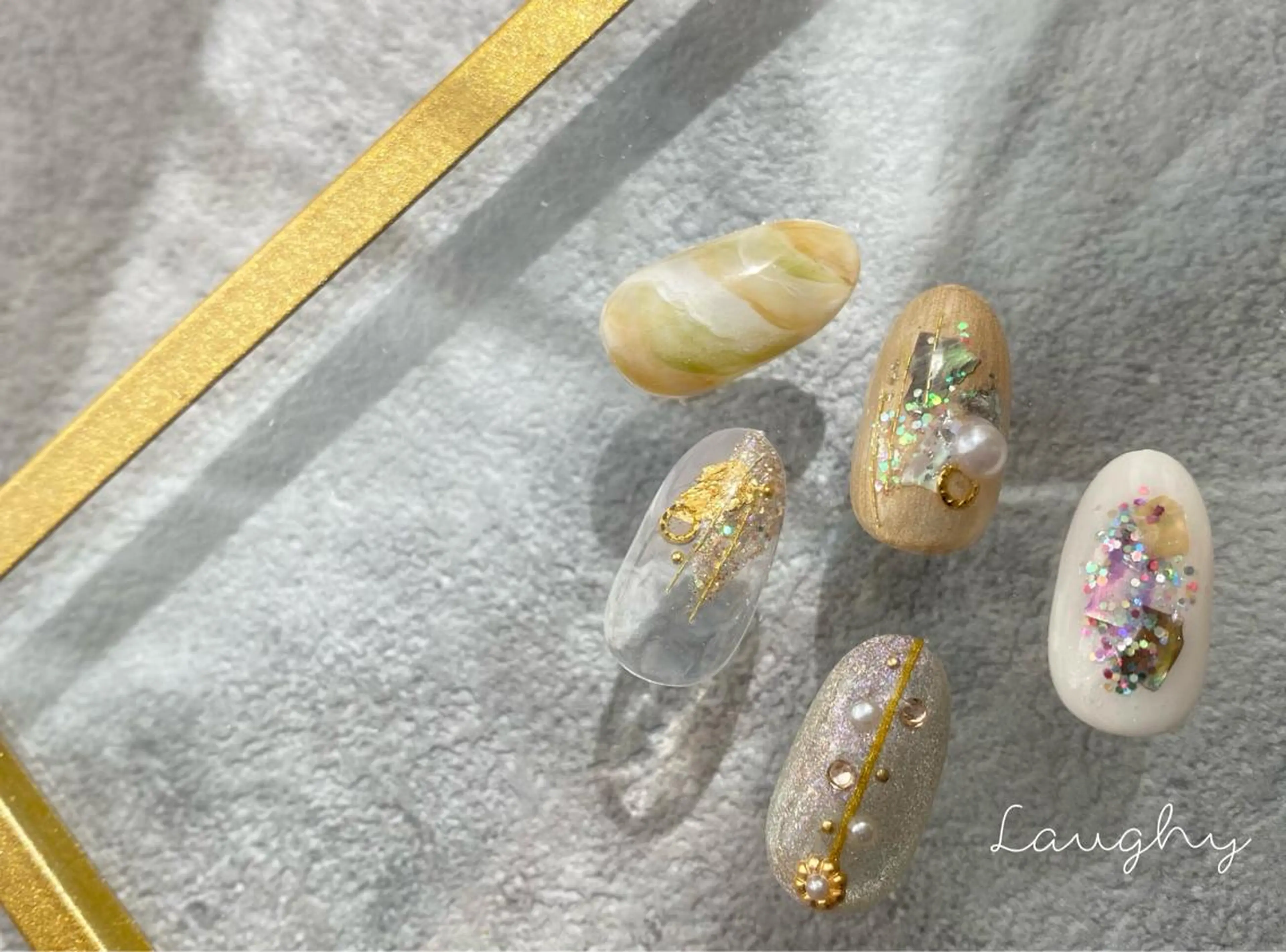 ネイル アートネイル Nail Room Laughyのネイルデザイン