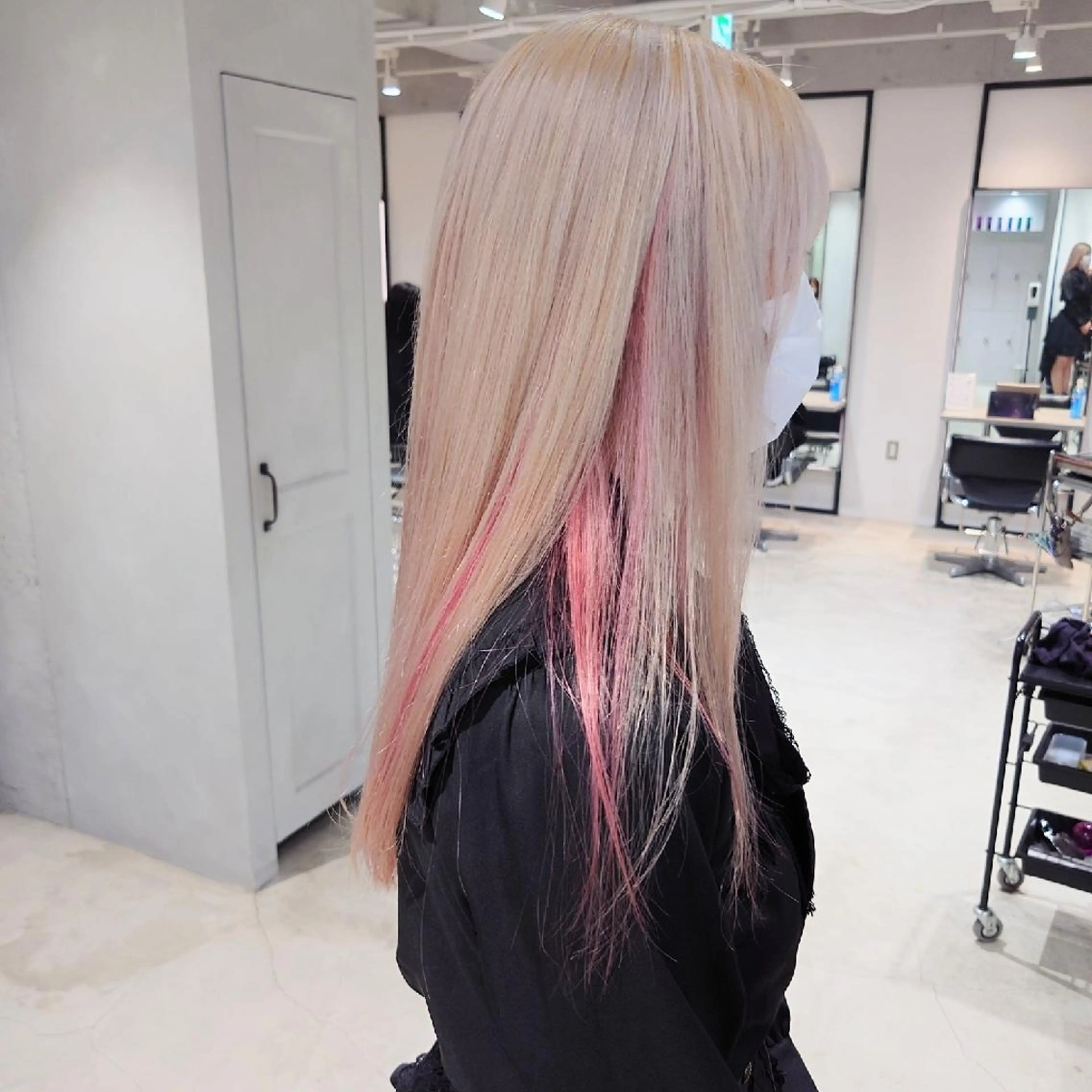 カラー F.hair salon所属・ハイトーン×髪質改善 🌈しゅんだい🌈のヘアスタイル