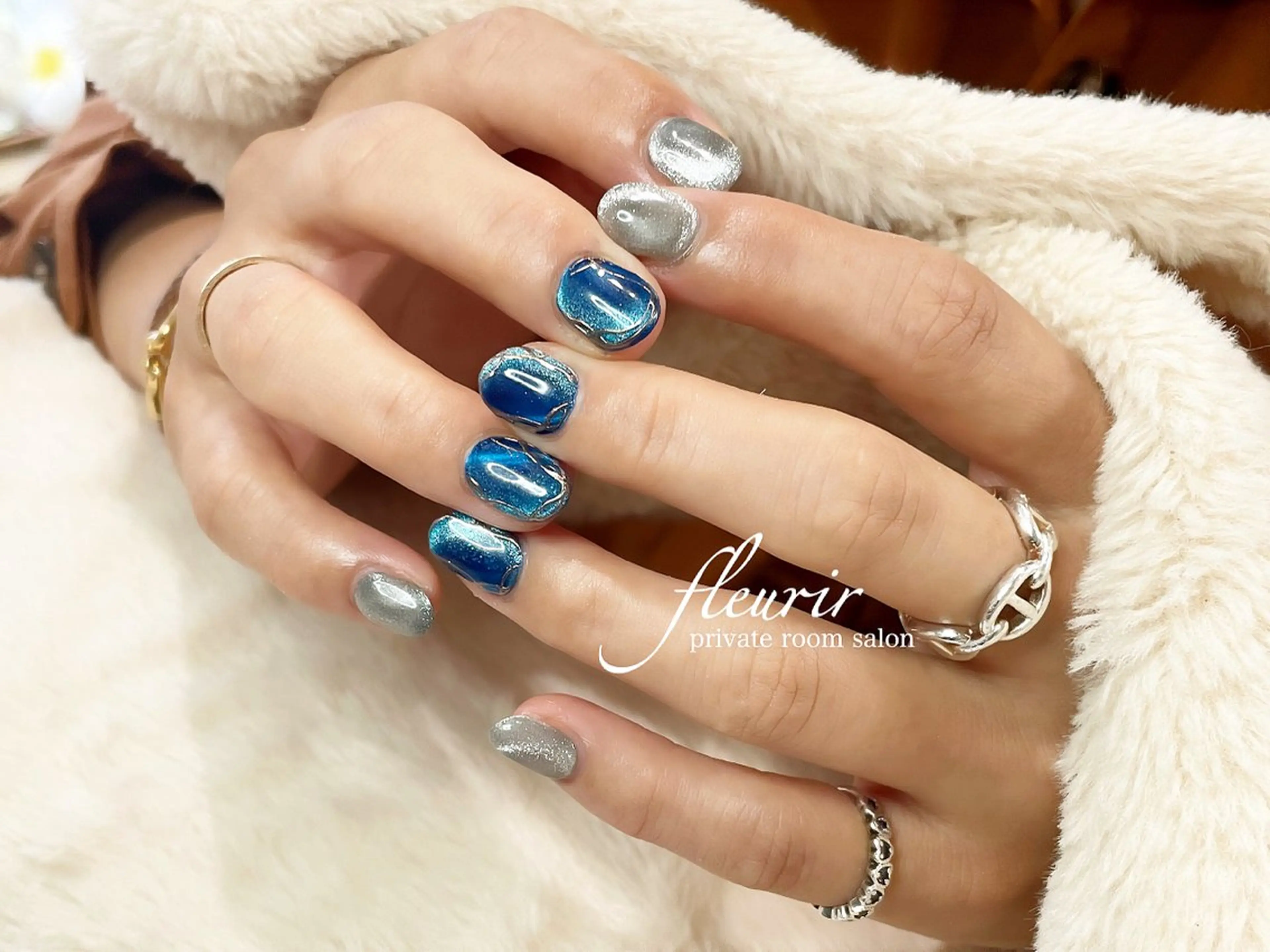 ネイル アートネイル ゴールド マグネットネイル ミラーネイル フルリール 【プライベートサロンのネイルデザイン