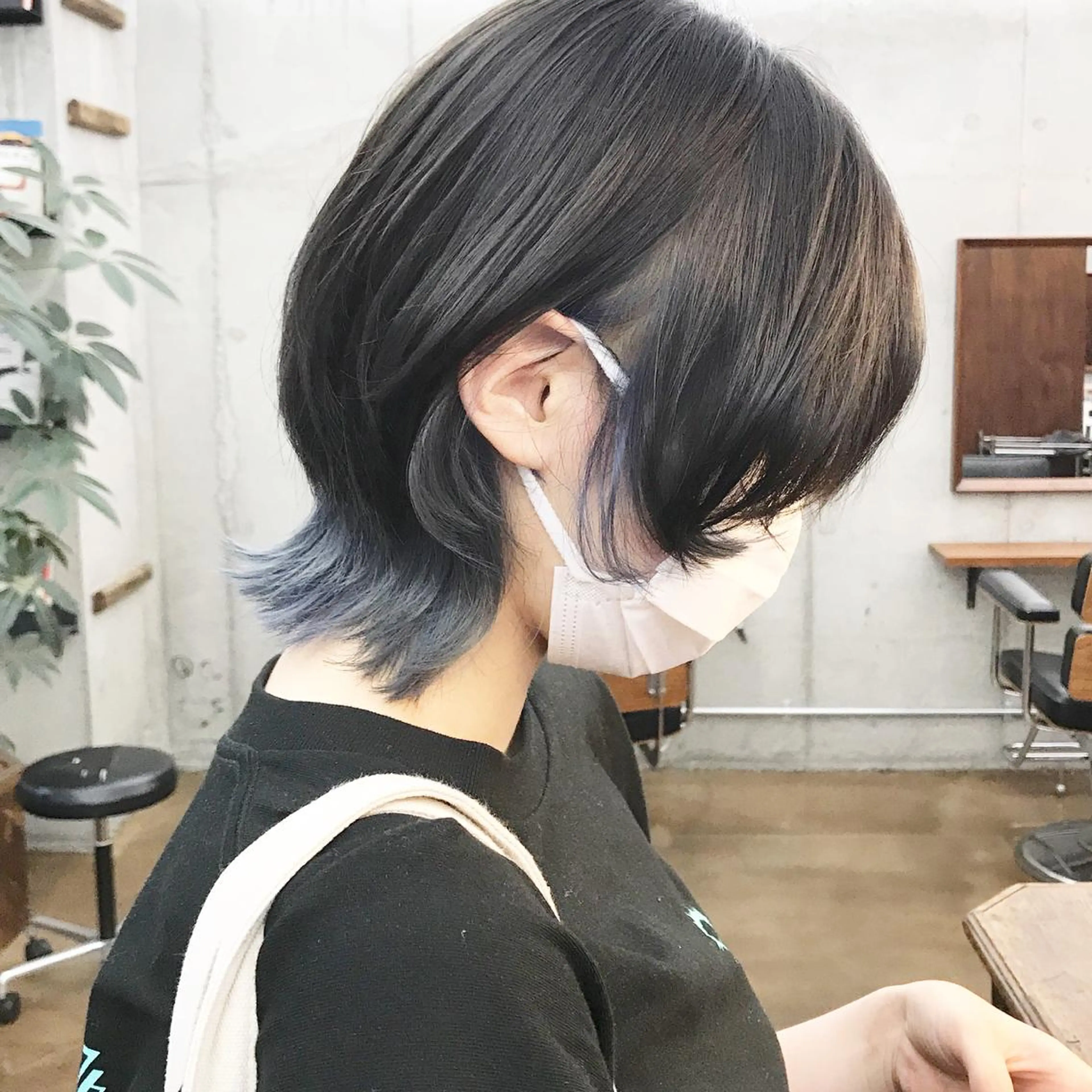 ショート カラー ブリーチ ブルーカラー インナーカラー ショートヘア ウルフカット カット ヘアカラー トリートメント ヘアセット ✂︎ウルフ・ショート ✂︎MIKUNIのヘアスタイル