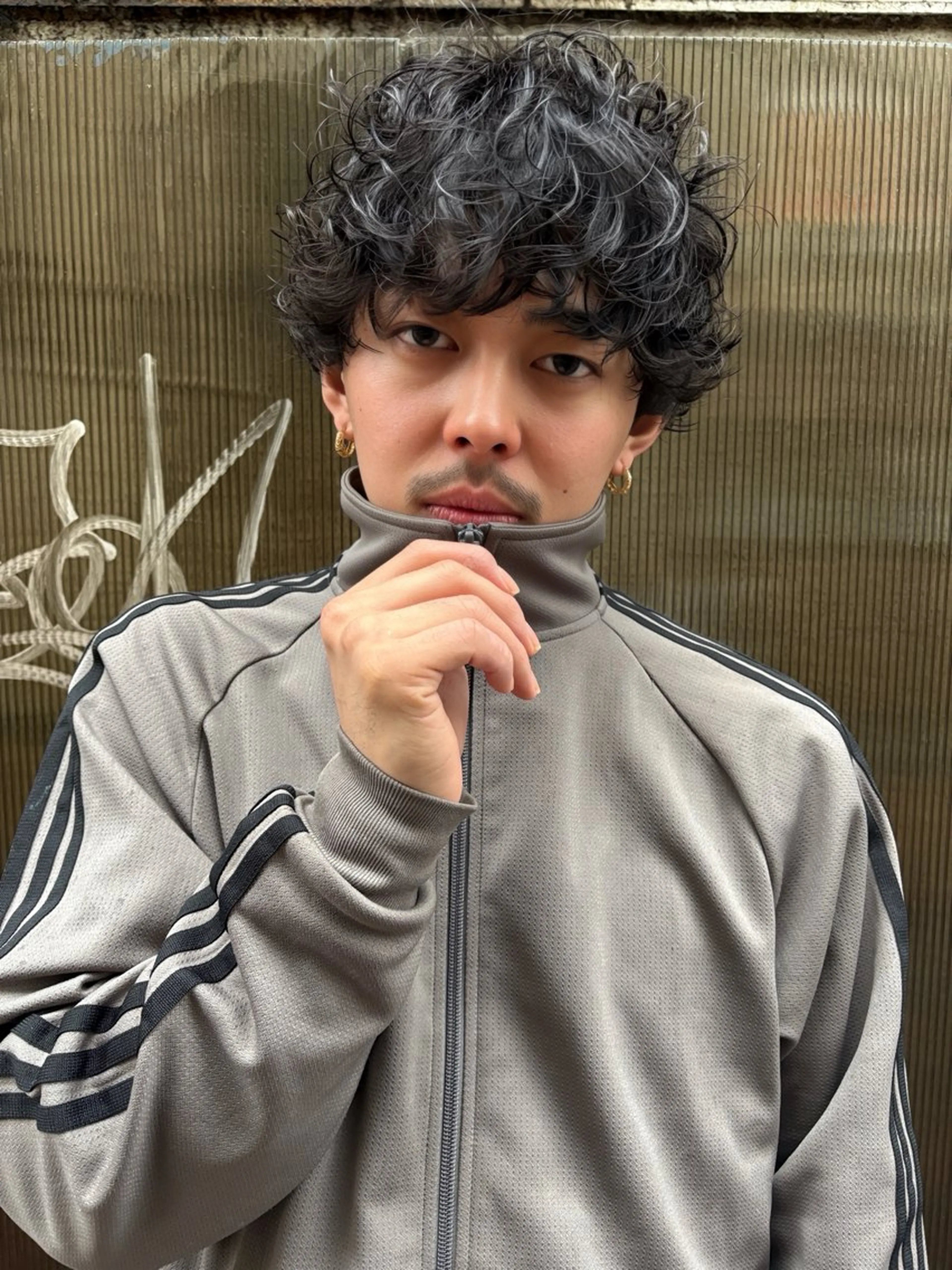 ショート パーマ メンズ メンズパーマ カット 垢抜けメンズカット/ 毛流れパーマ/ユウトのヘアスタイル