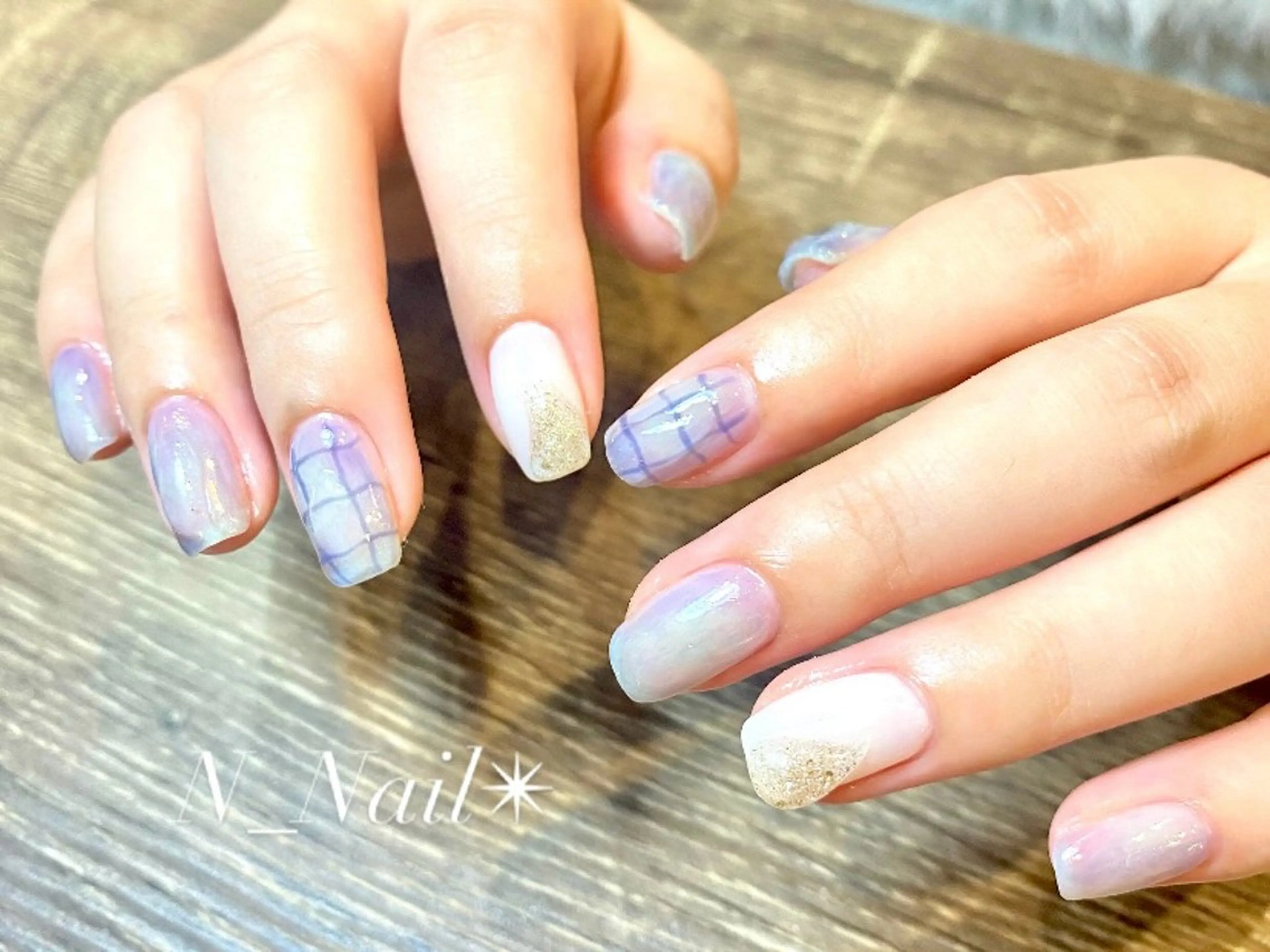 セミロング ハンドネイル Mikami Nanaのネイルデザイン