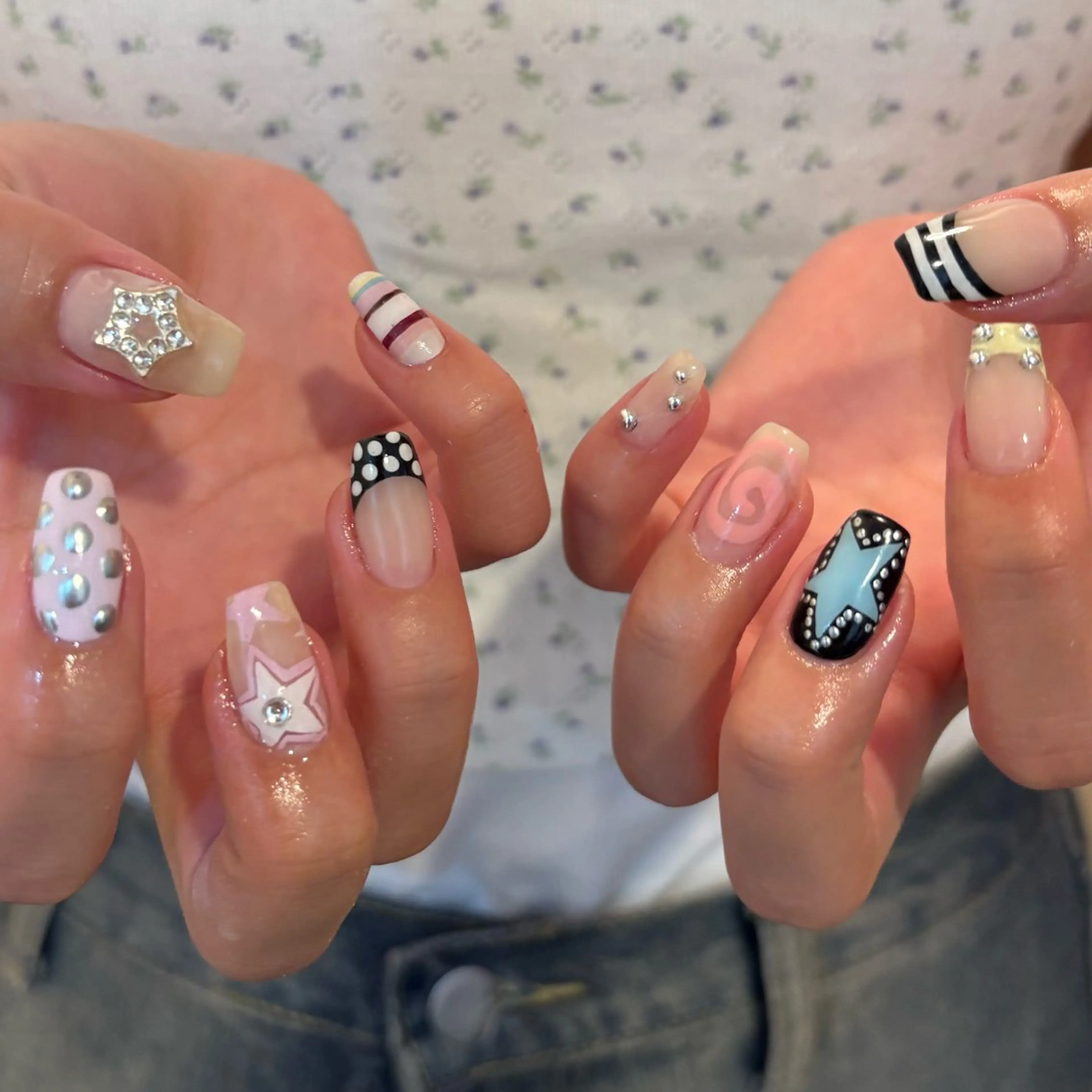 ネイル ハンドネイル フットネイル yuri / 個性派nailのネイルデザイン