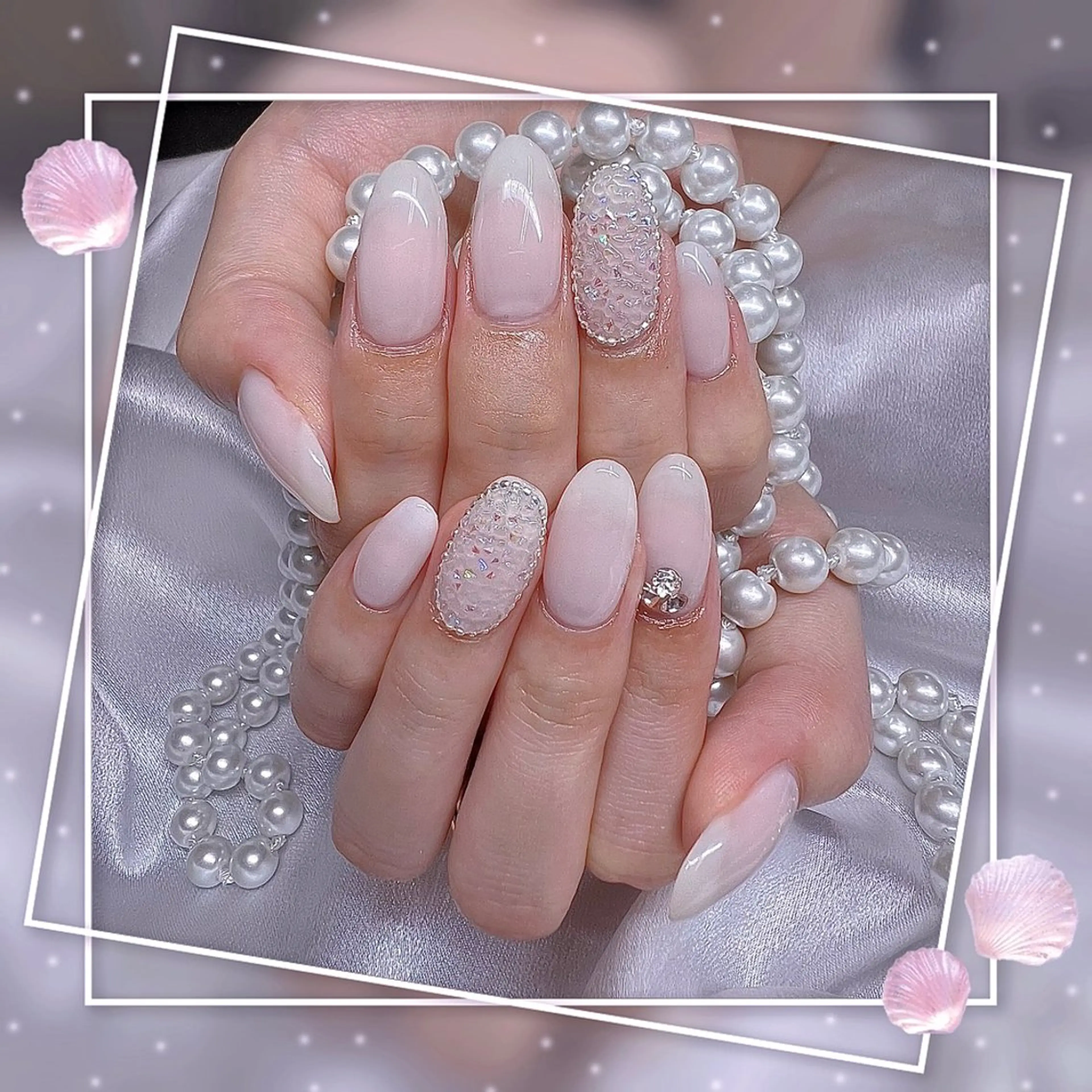 ネイル フレンチネイル グラデーション キラキラネイル 韓国ネイル マグネットネイル Chill Nailsalonのネイルデザイン