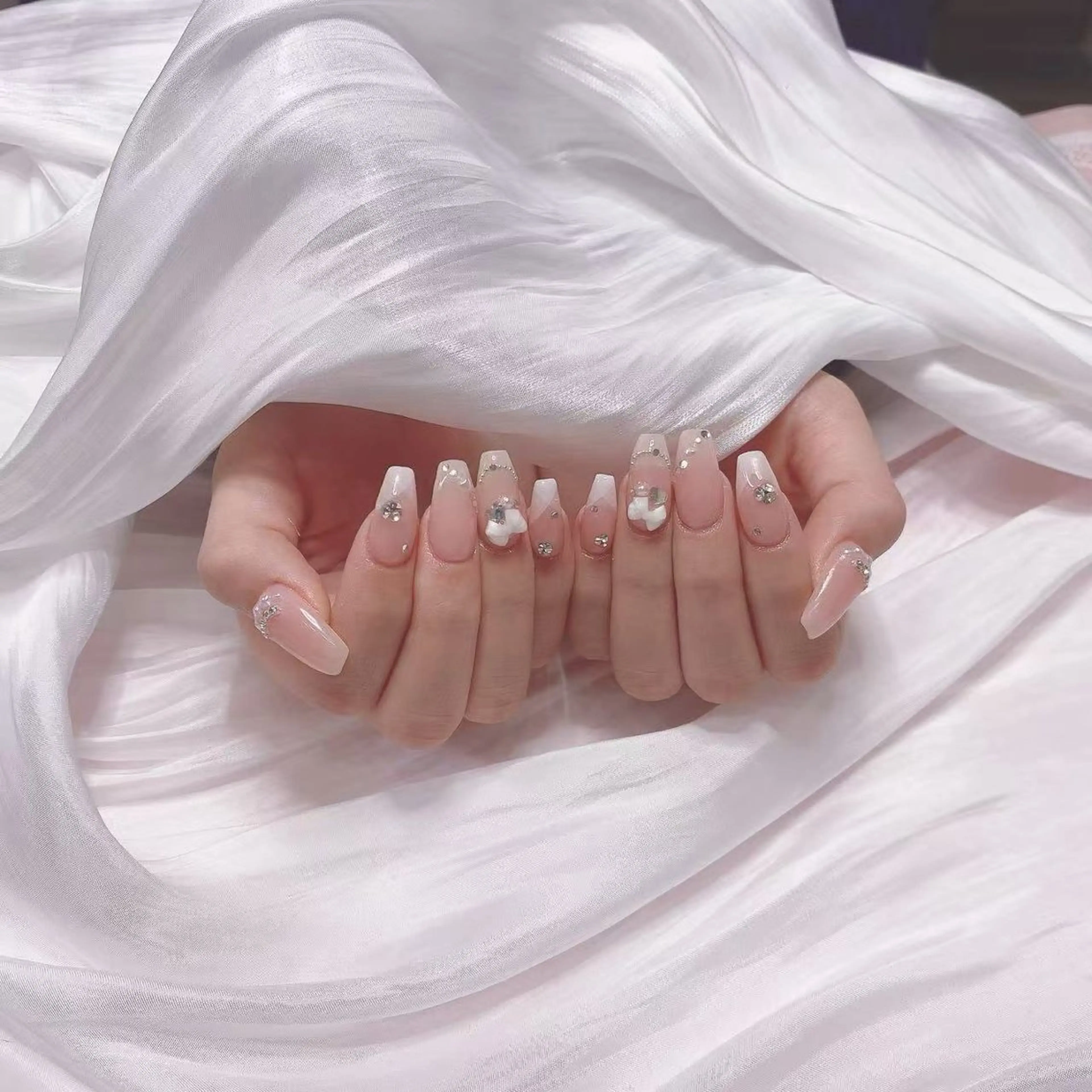 ネイル ジョリ kasumi🌹💅のネイルデザイン